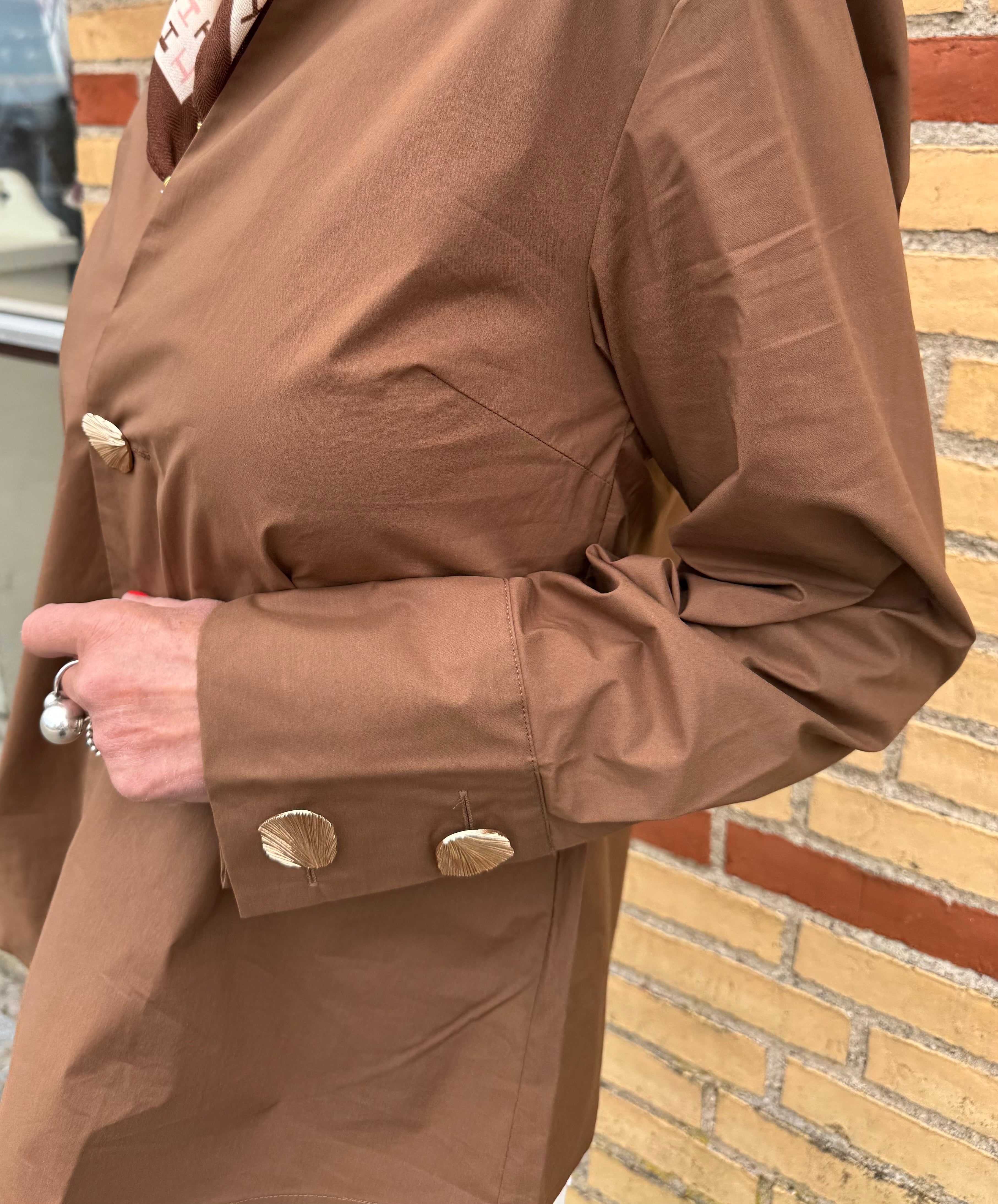 Pieszak Skjorte - PD-Tulip Poplin Botton Skjorte i Toffee