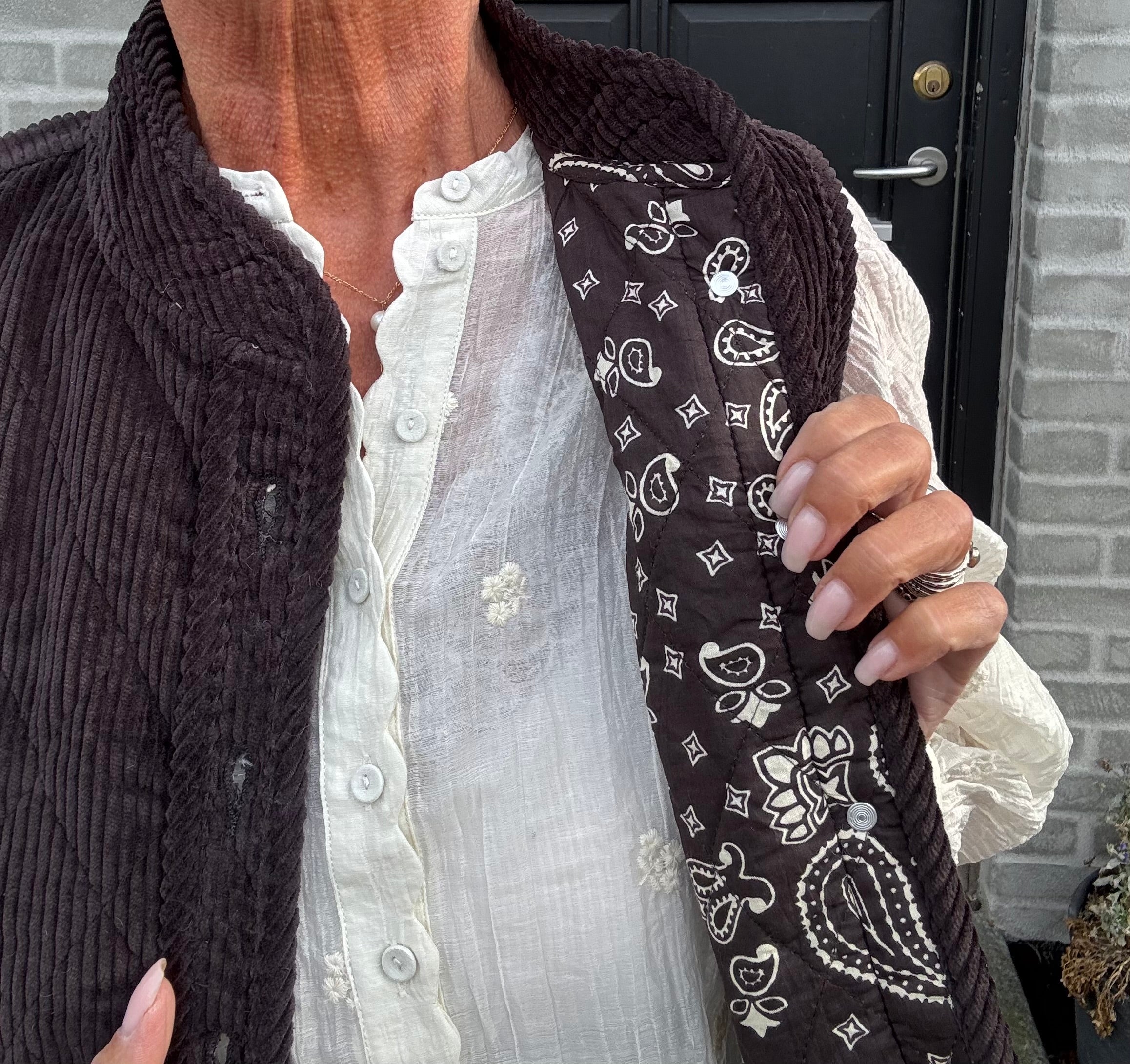 Lollys Laundry Vest - CairoLL Vest i Dark Mocca