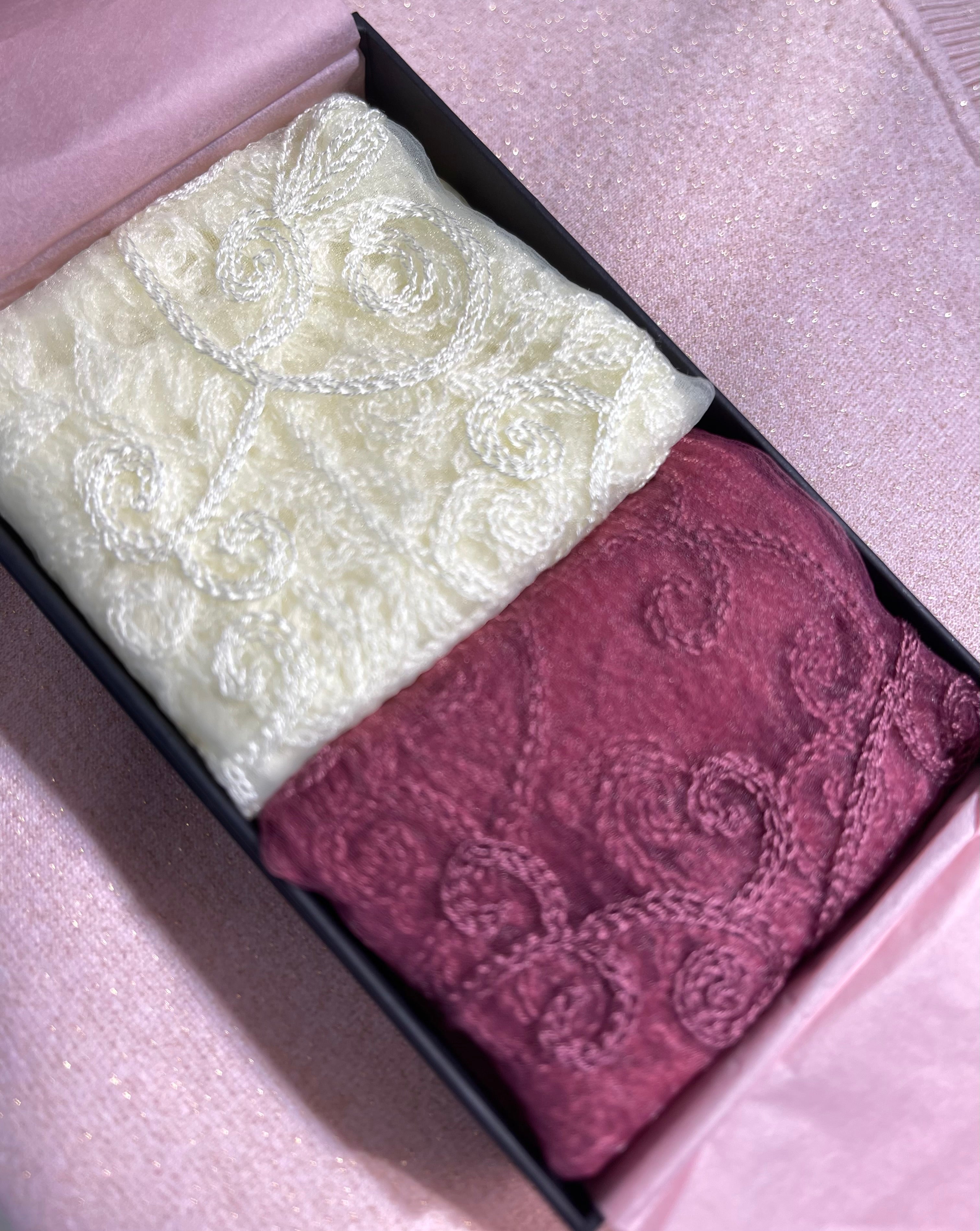 Coster Copenhagen Tørklæde - Blonde Tørklæder i Box af 2 Creme & Burgundy