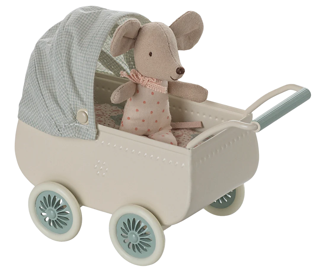 Maileg Barnevogn - Barnevogn Med Baby Mus i Mint