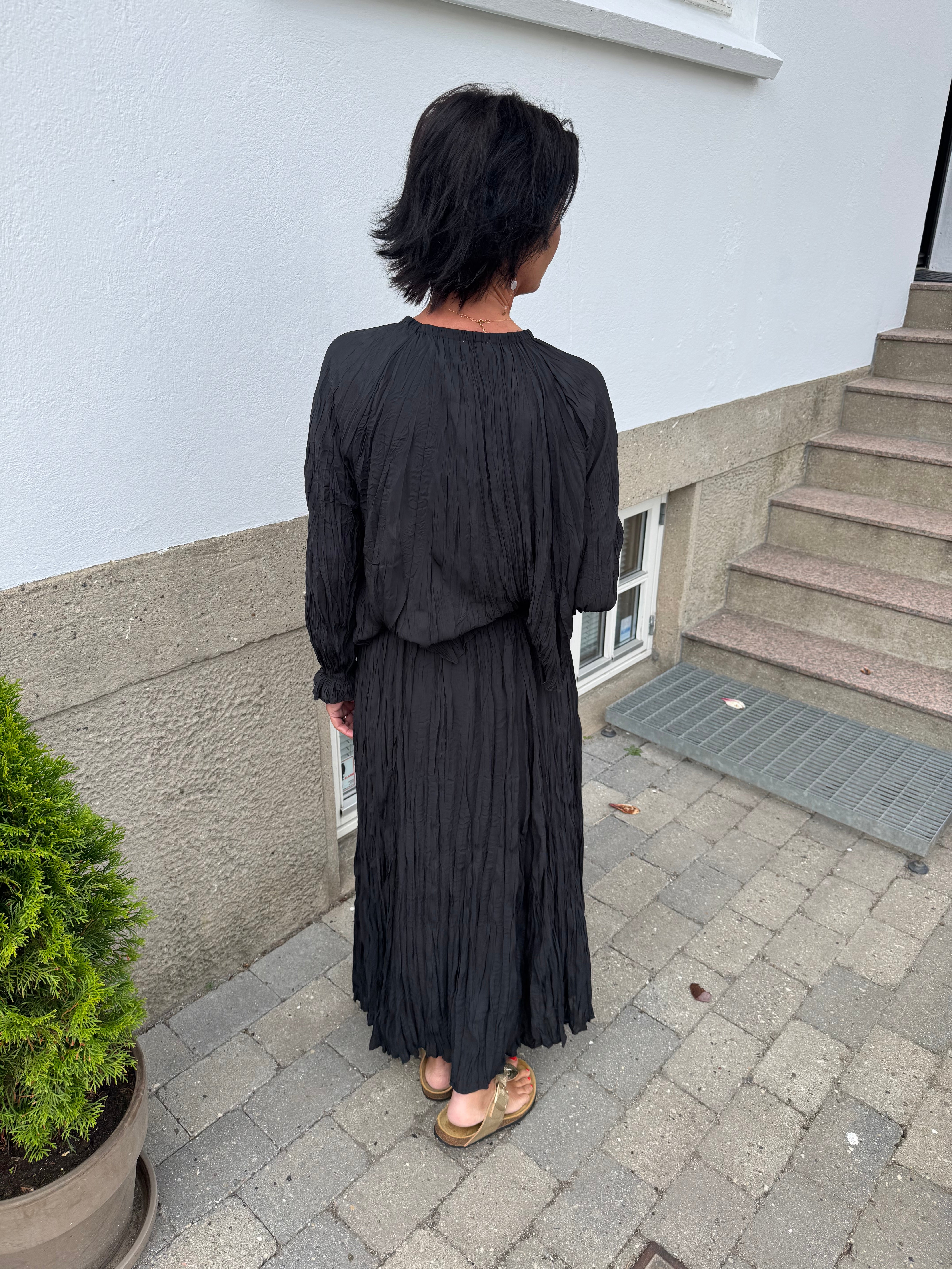 ESMÉ STUDIOS Nederdel - ESTova Maxi Nederdel i Sort
