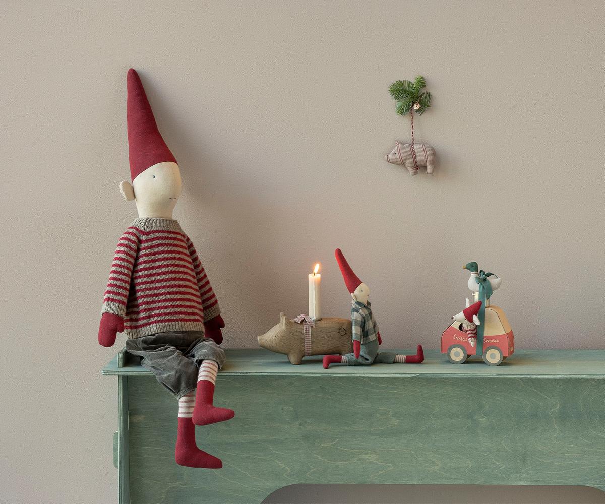 Maileg Julemus - Lillesøster Julemus i Bilæske Rød