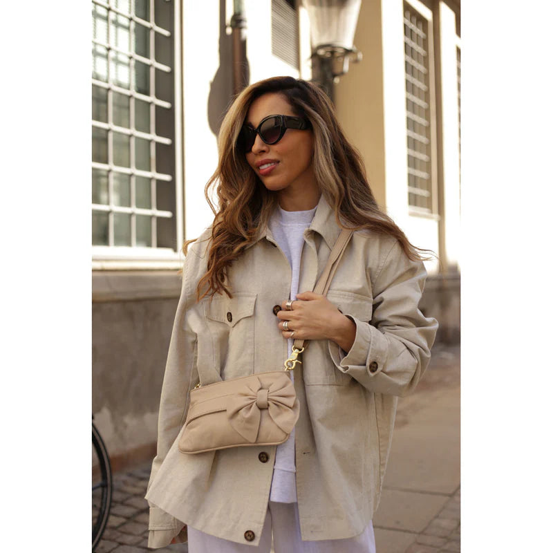 Depeche Taske - Clutch Taske Med Sløjfe i Vanilla