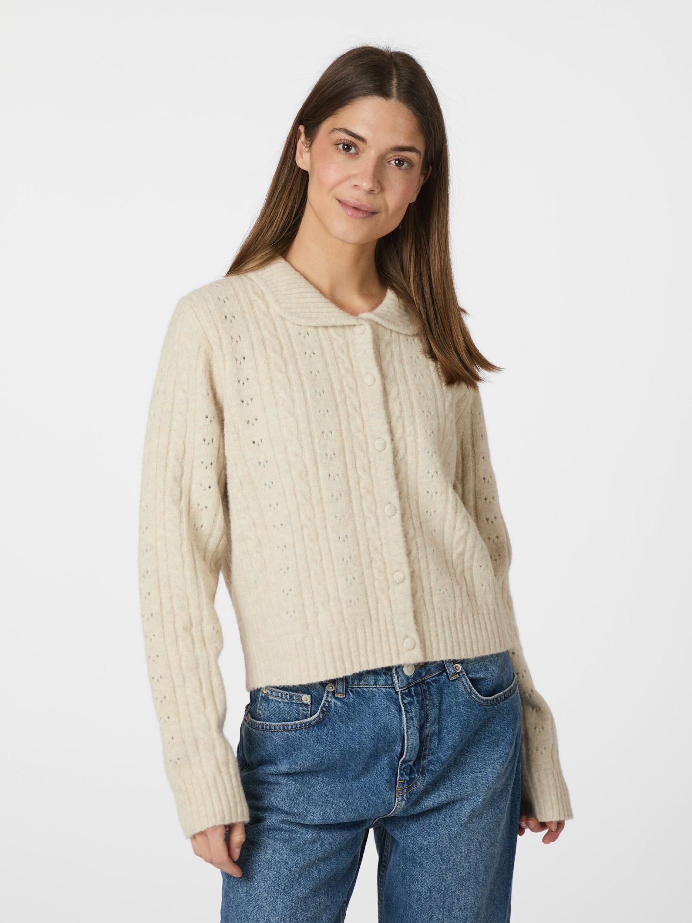 Neo Noir Cardigan - Emelie Strik Cardigan i Ivory