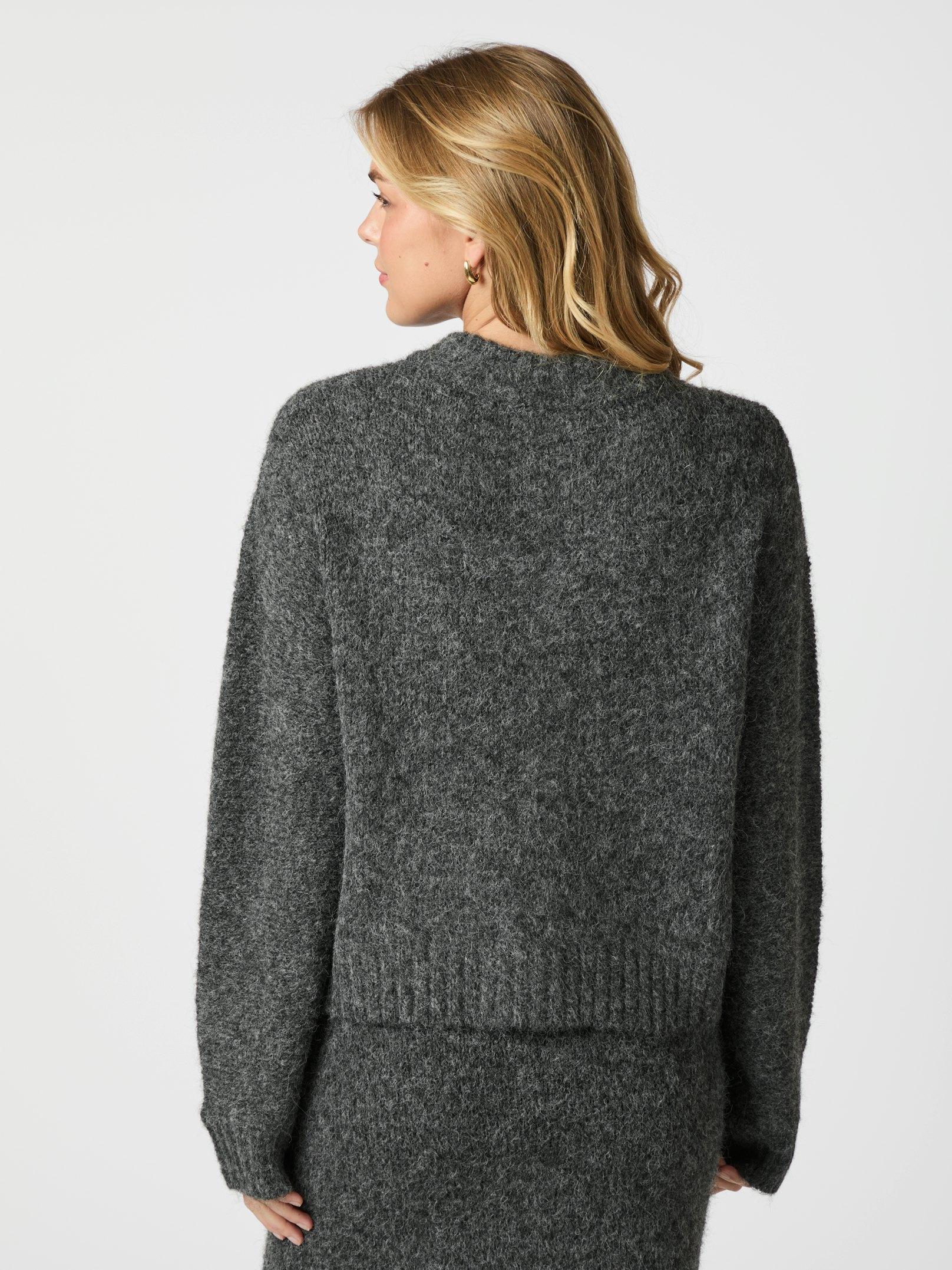 Neo Noir Cardigan - Taura Fluffy Strik Cardigan i Antracit