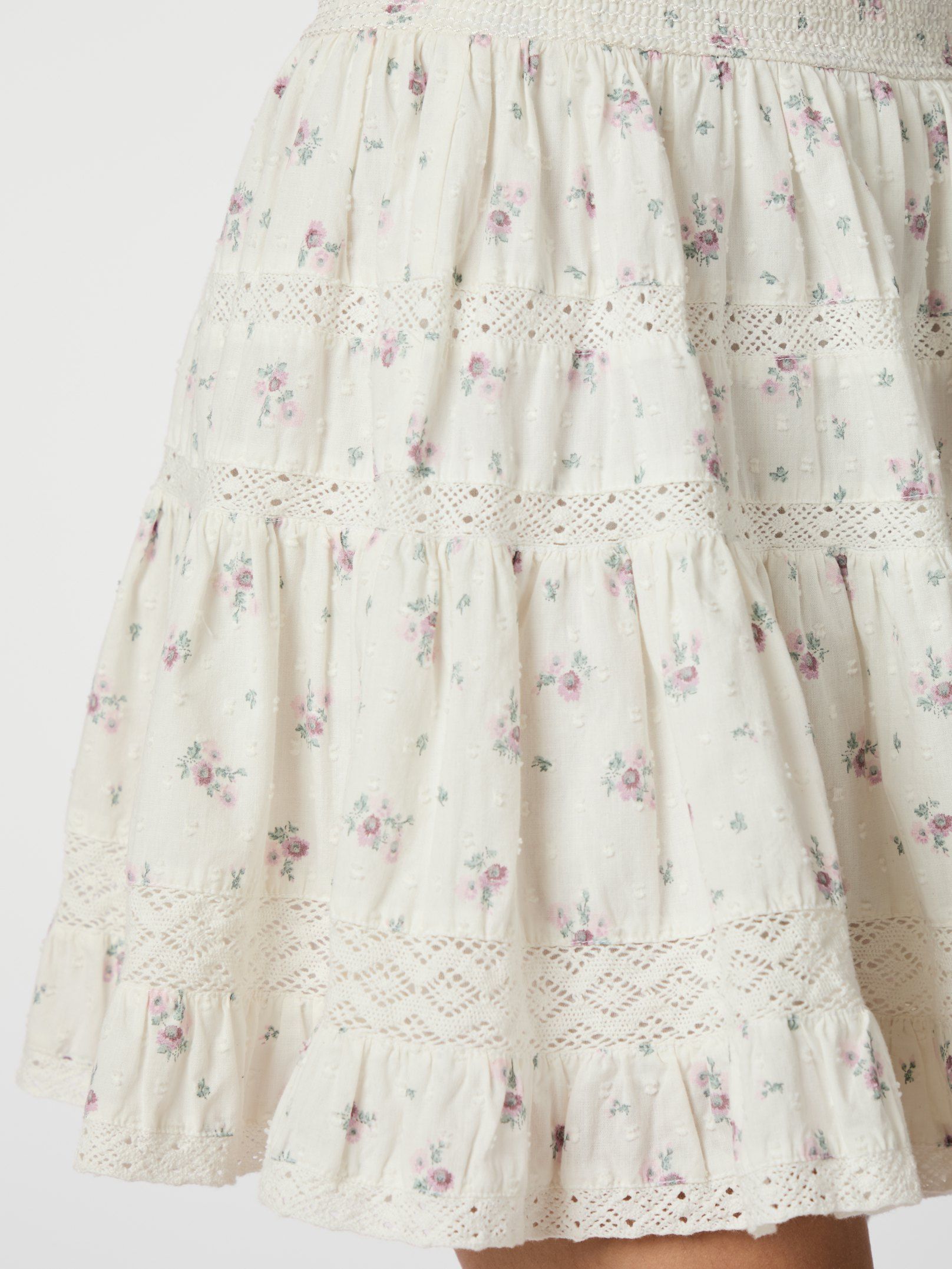 Neo Noir Nederdel - Callia Dobby Flower Nederdel i Off White