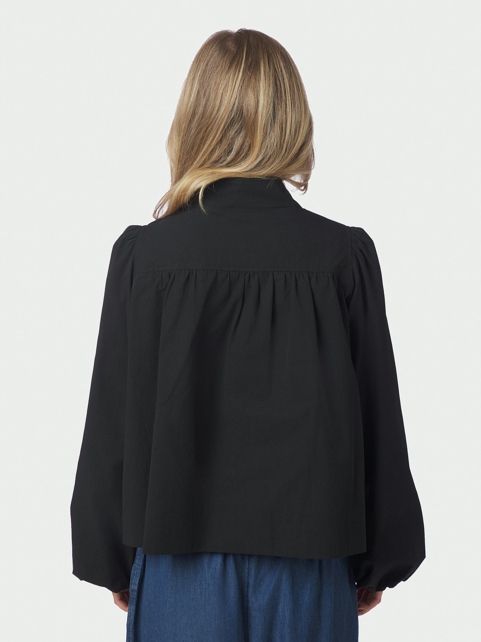 Neo Noir Jakke - Tirsa Twill Jakke i Sort