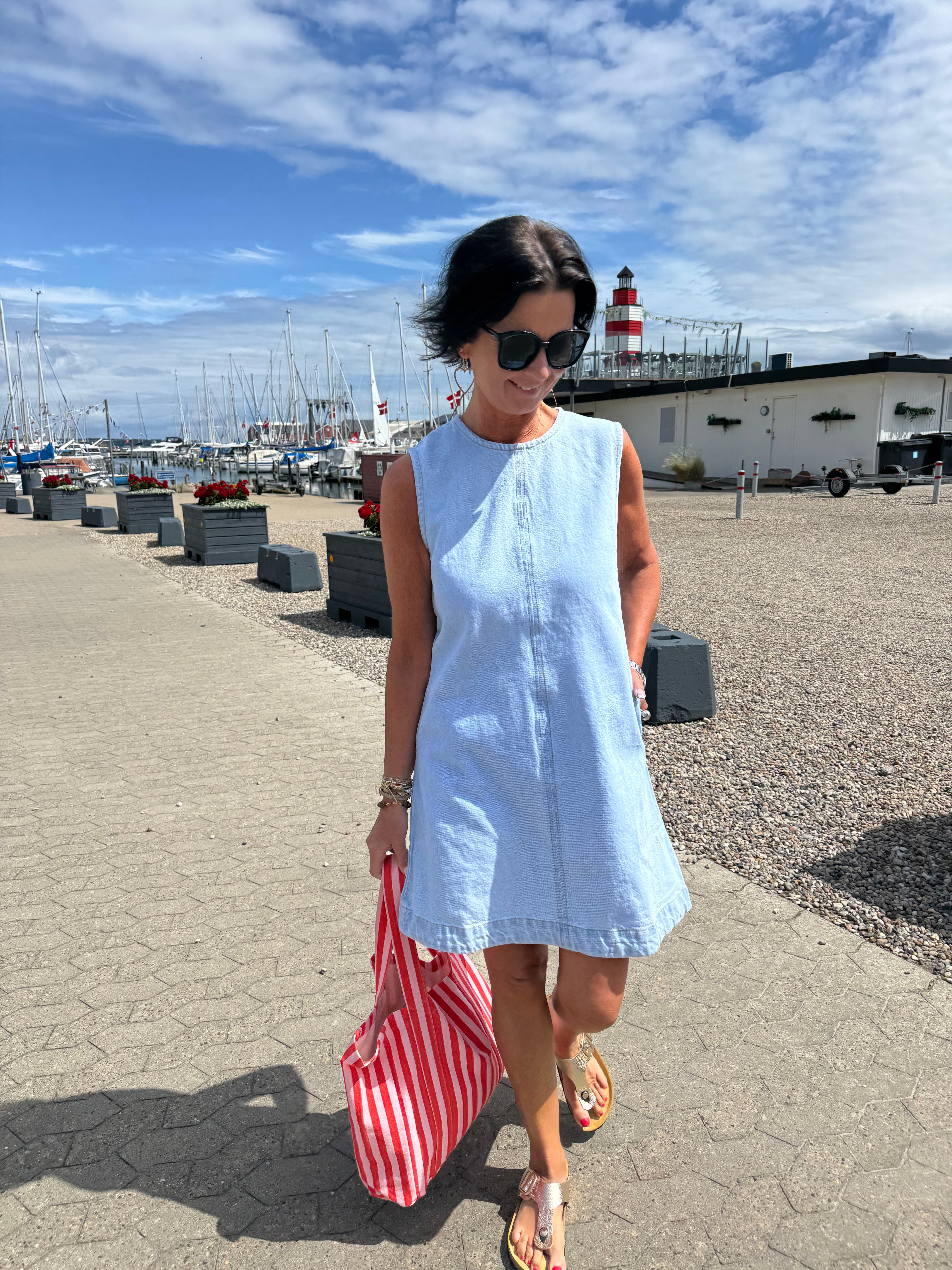Neo Noir Kjole - Livo Denim Kjole i Light Blue