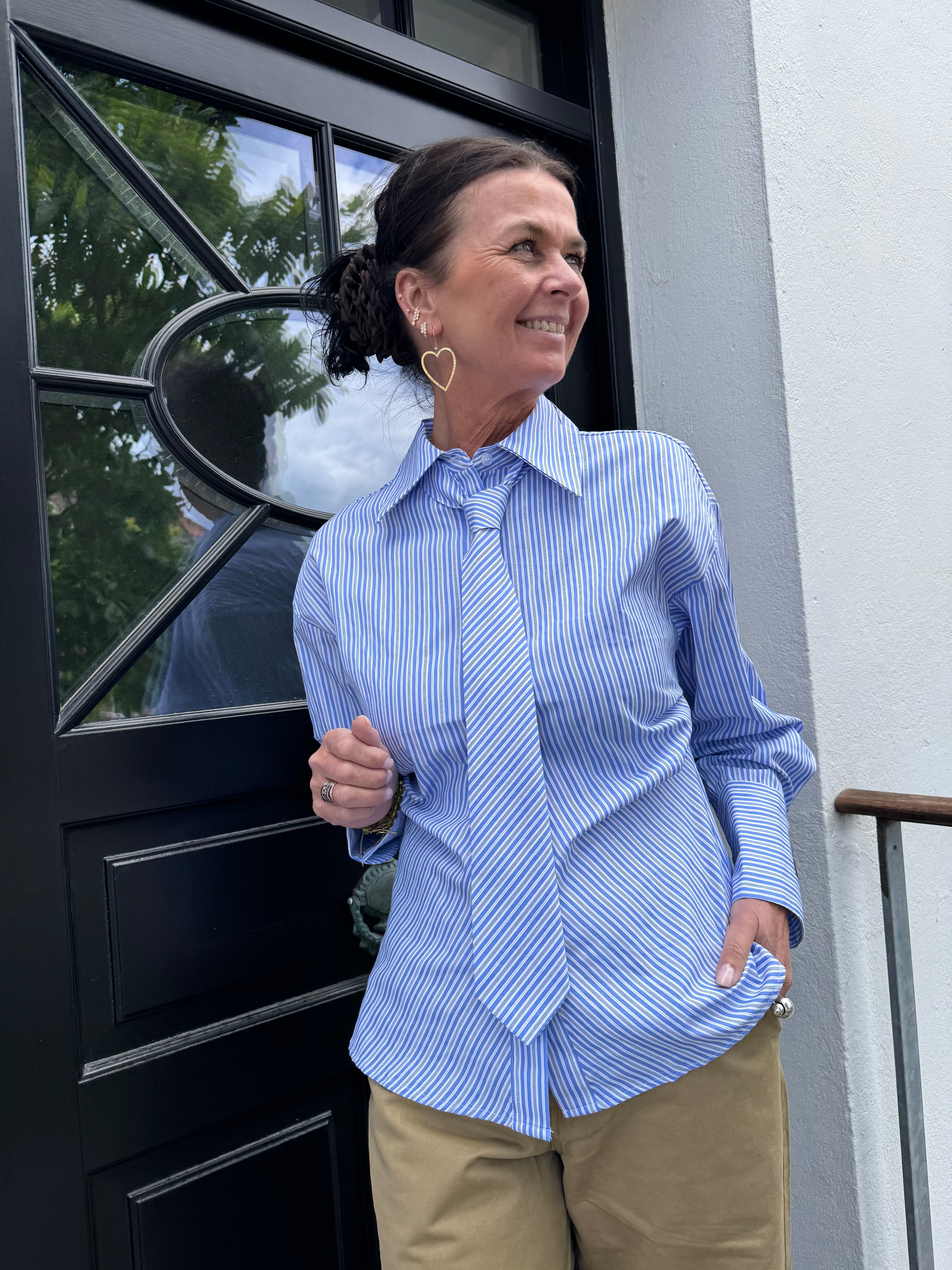 Haute L´amitié Skjorte - Emma Tie Stribet Skjorte i Pale Blue Strib