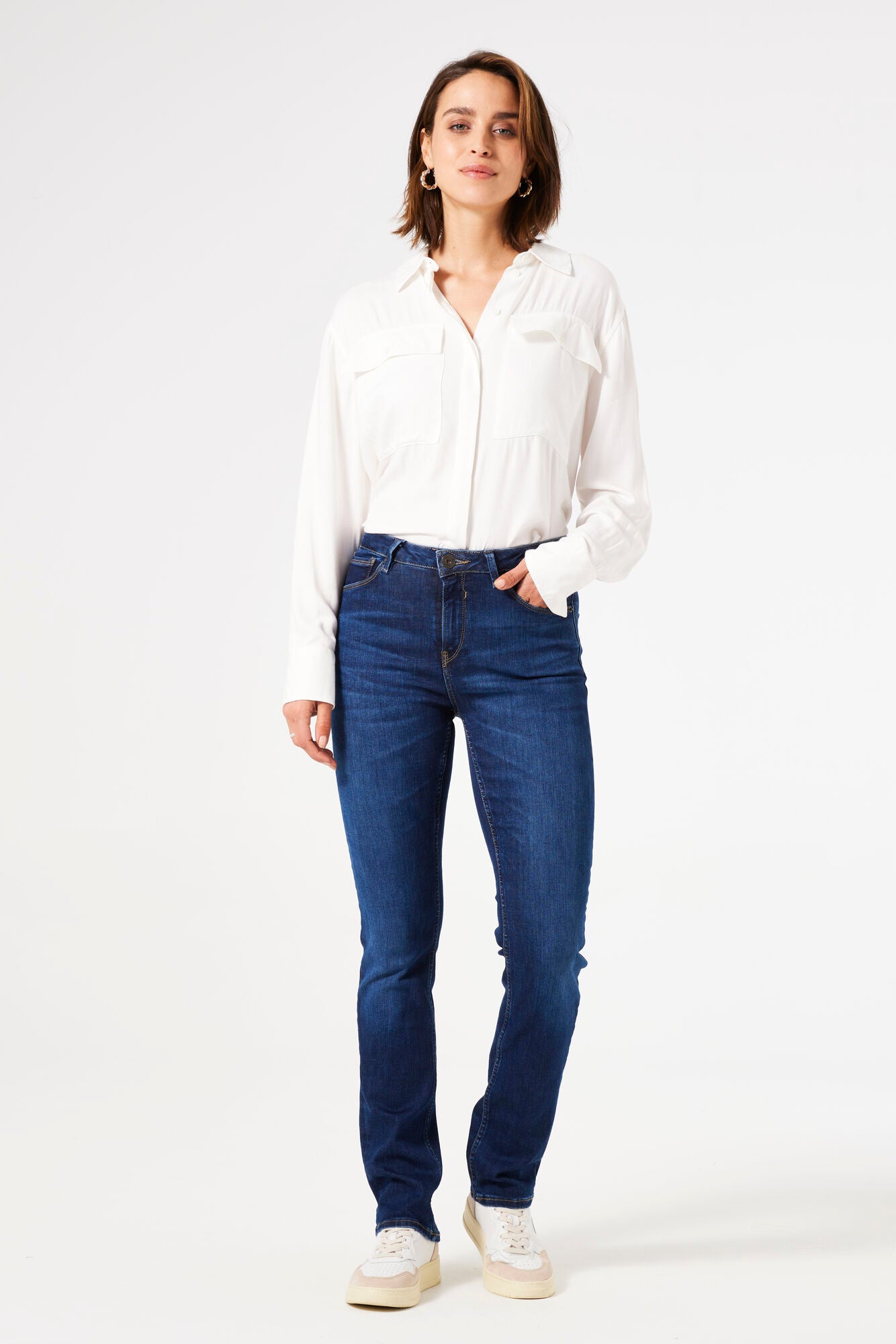 Garcia Jeans - 1792 Celia Straight Fit Jeans i Dark Used