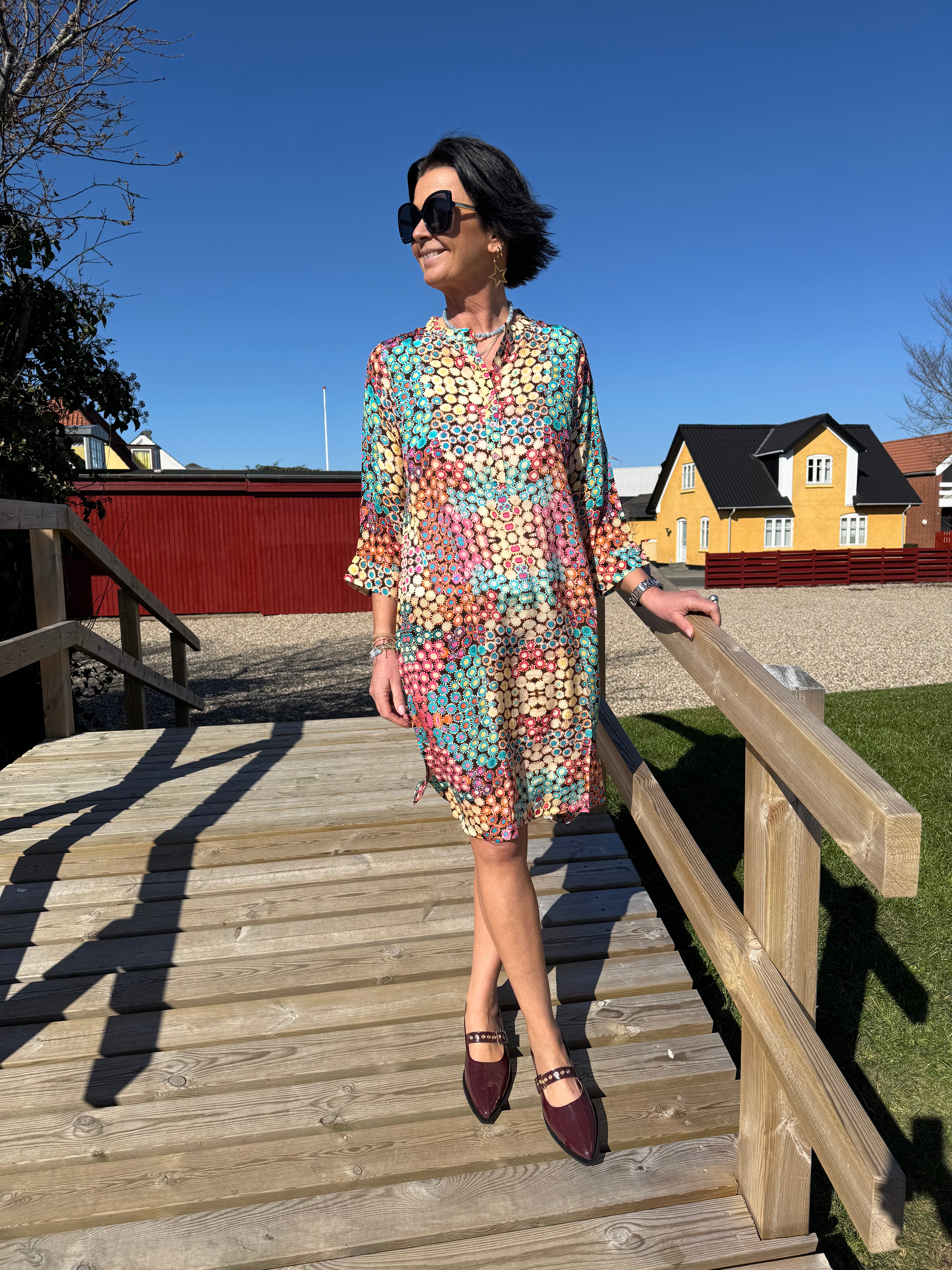 Peace Heart Joy Kjole - Jennifer Kjole i Pale Multi