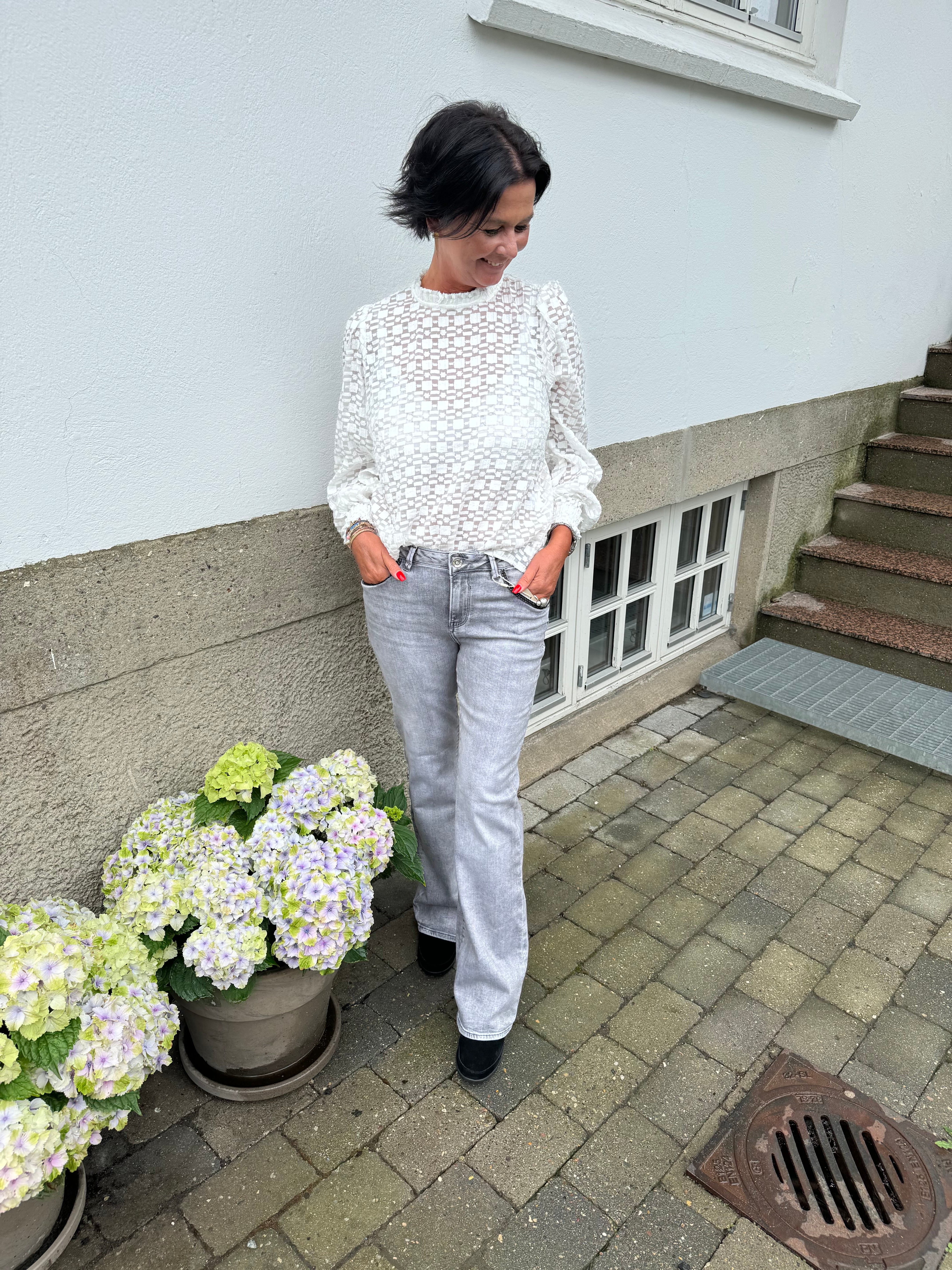 Garcia Jeans - Celia Flared Superslim Fit High Waist i Medium Used Grey