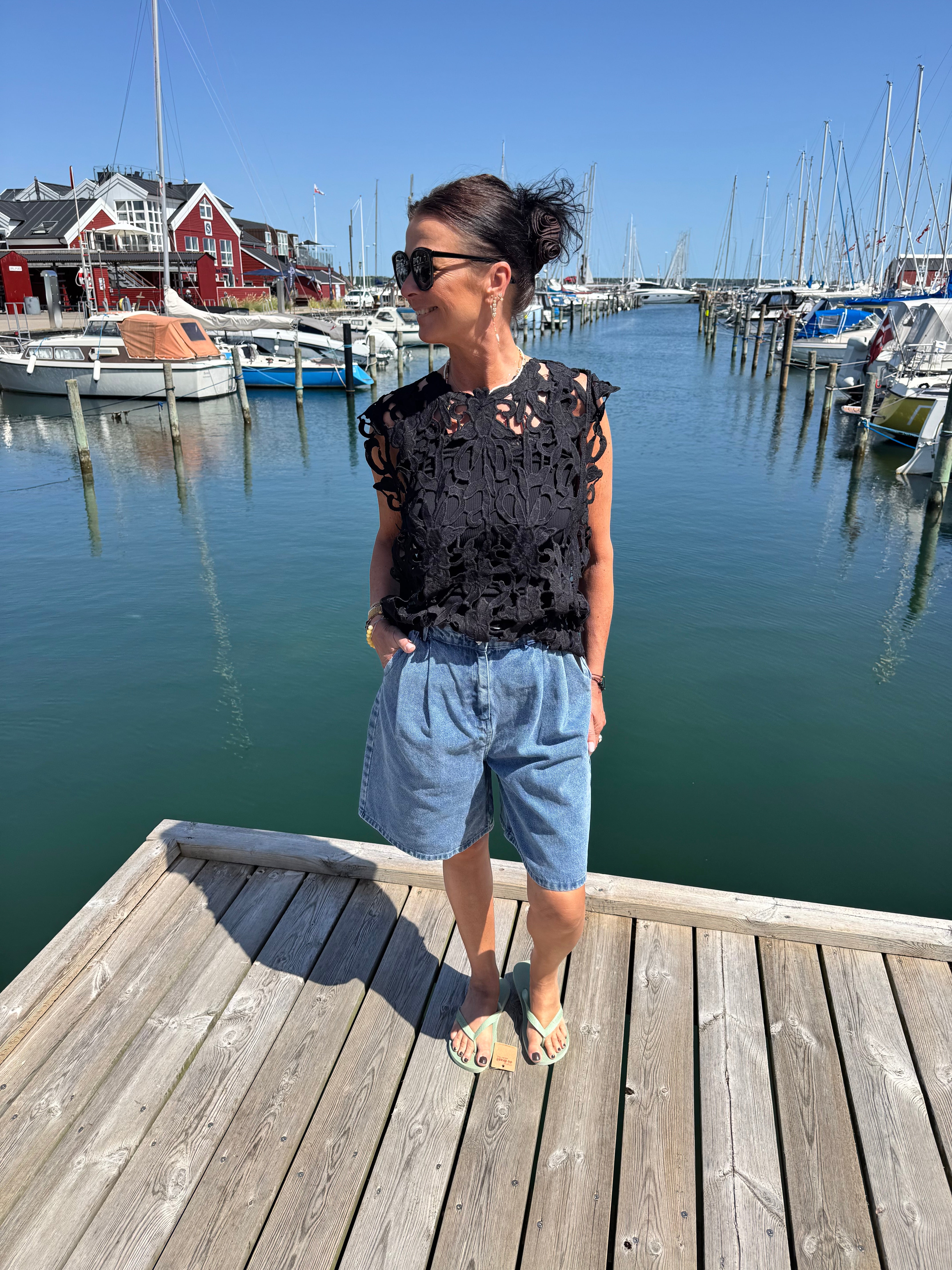 Neo Noir Shorts - Rosel Denim Shorts i Blå