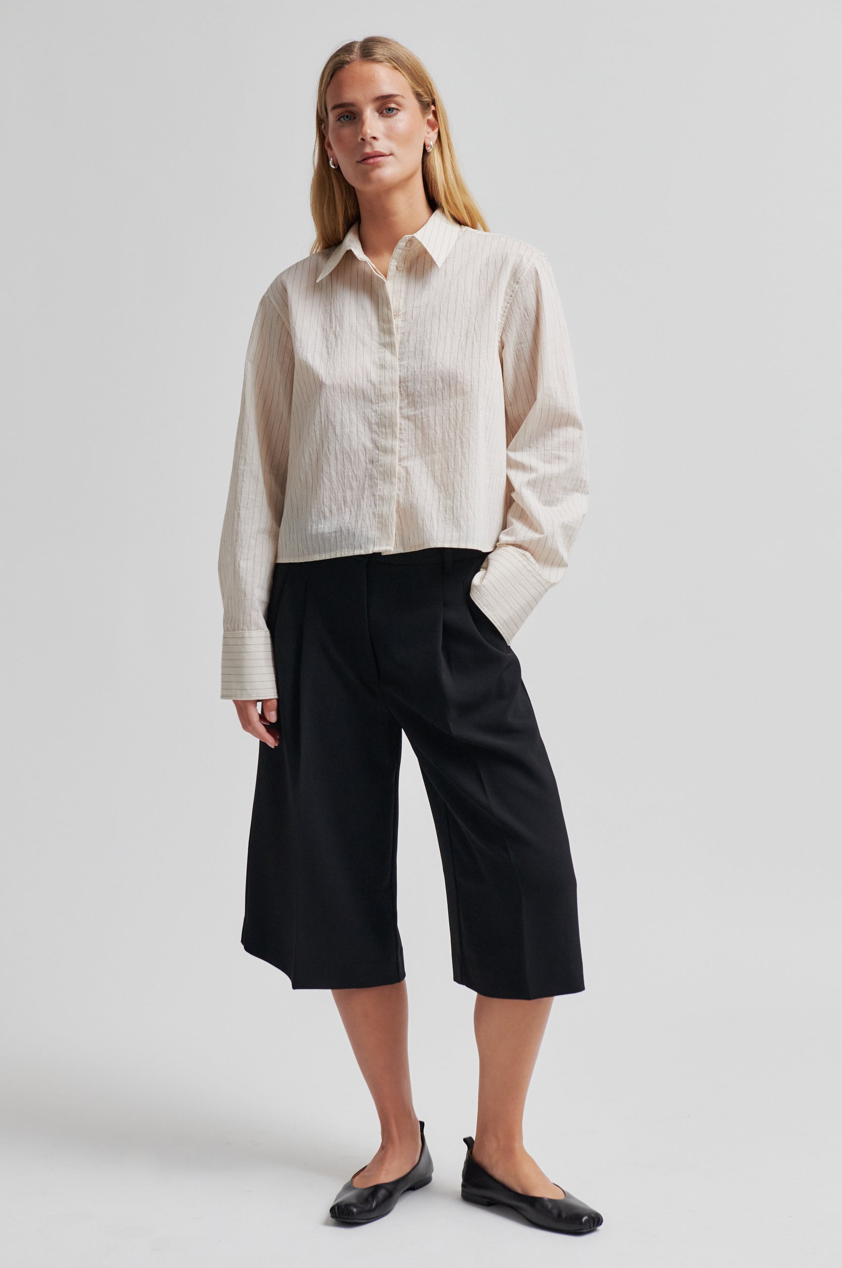 Second Female Shorts - Flore Bermuda Shorts i Sort