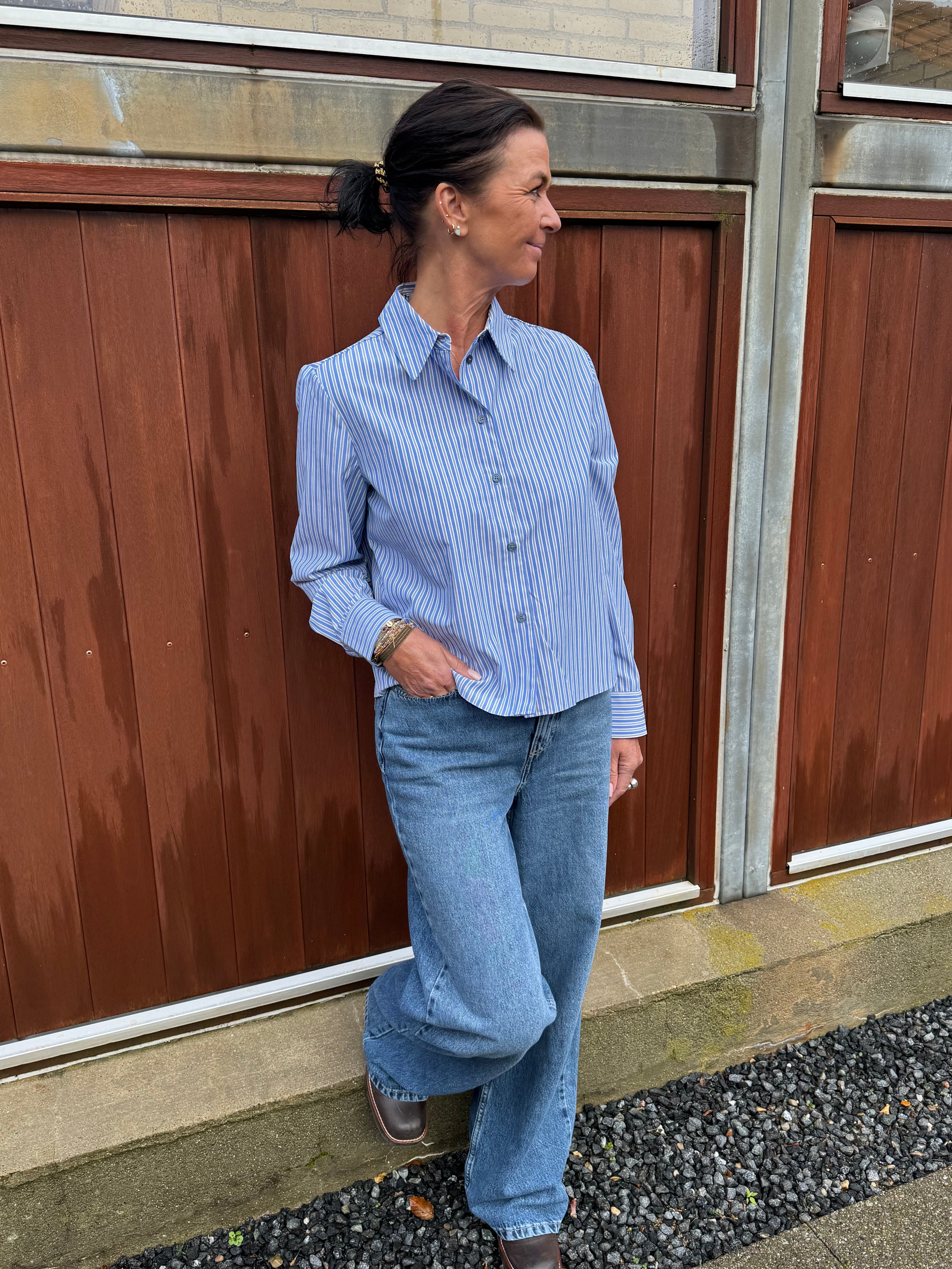 Nümph Skjorte - NuShayla skjorte i Hydrangea Blå Strib