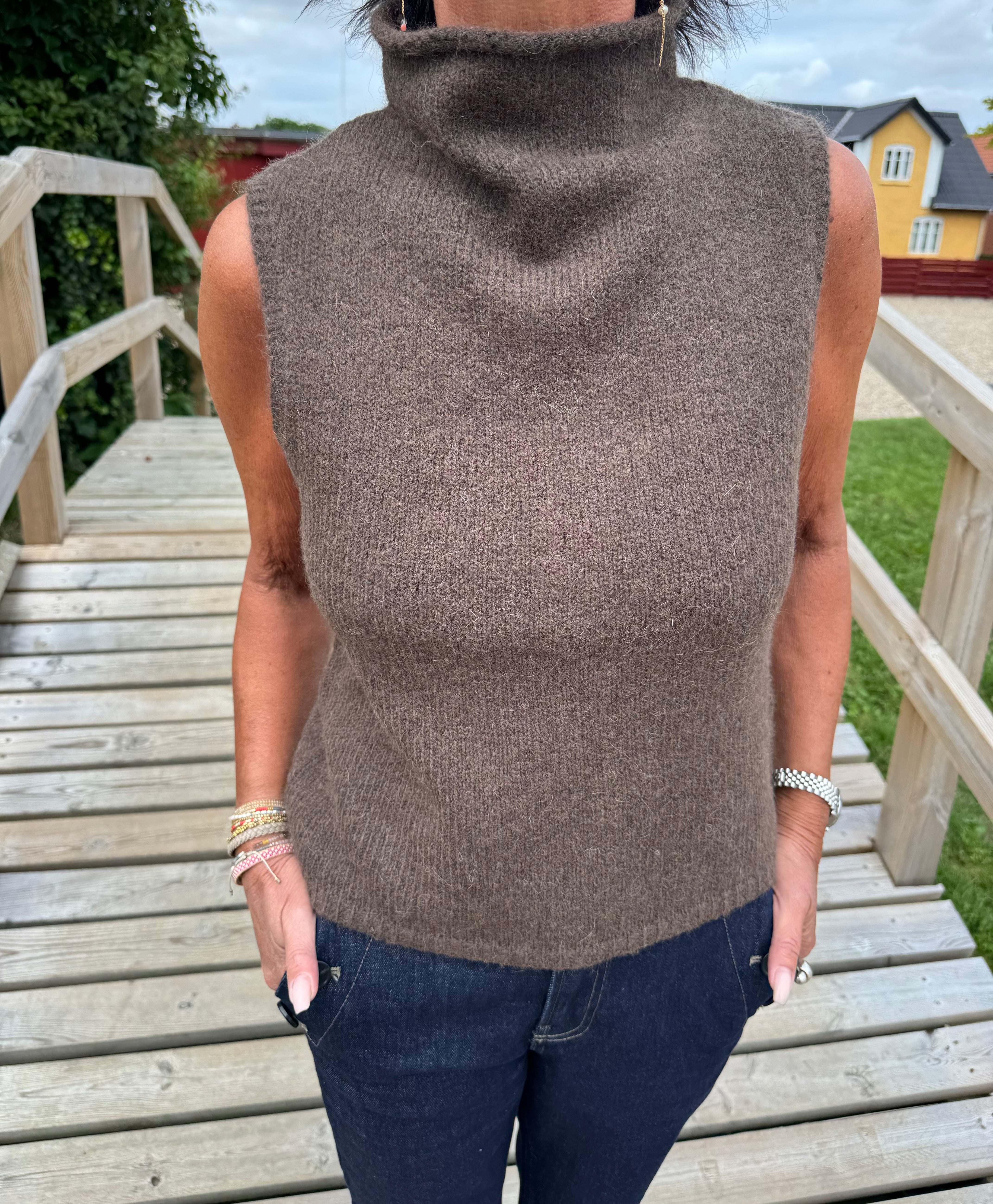 Neo Noir Vest - Odelia Strik Vest i Brown Melange