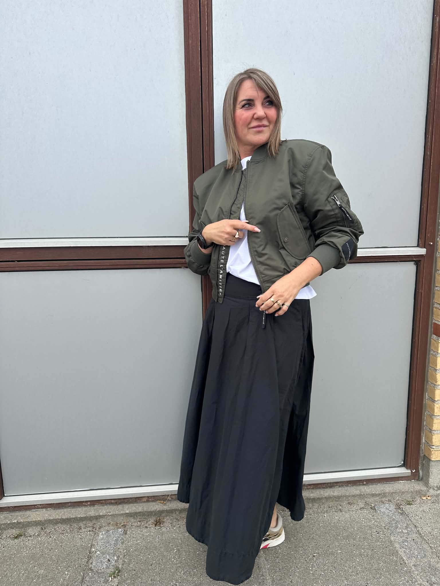 Haute L´amitié Jakke - Sally Crop Bomber Jakke i Army