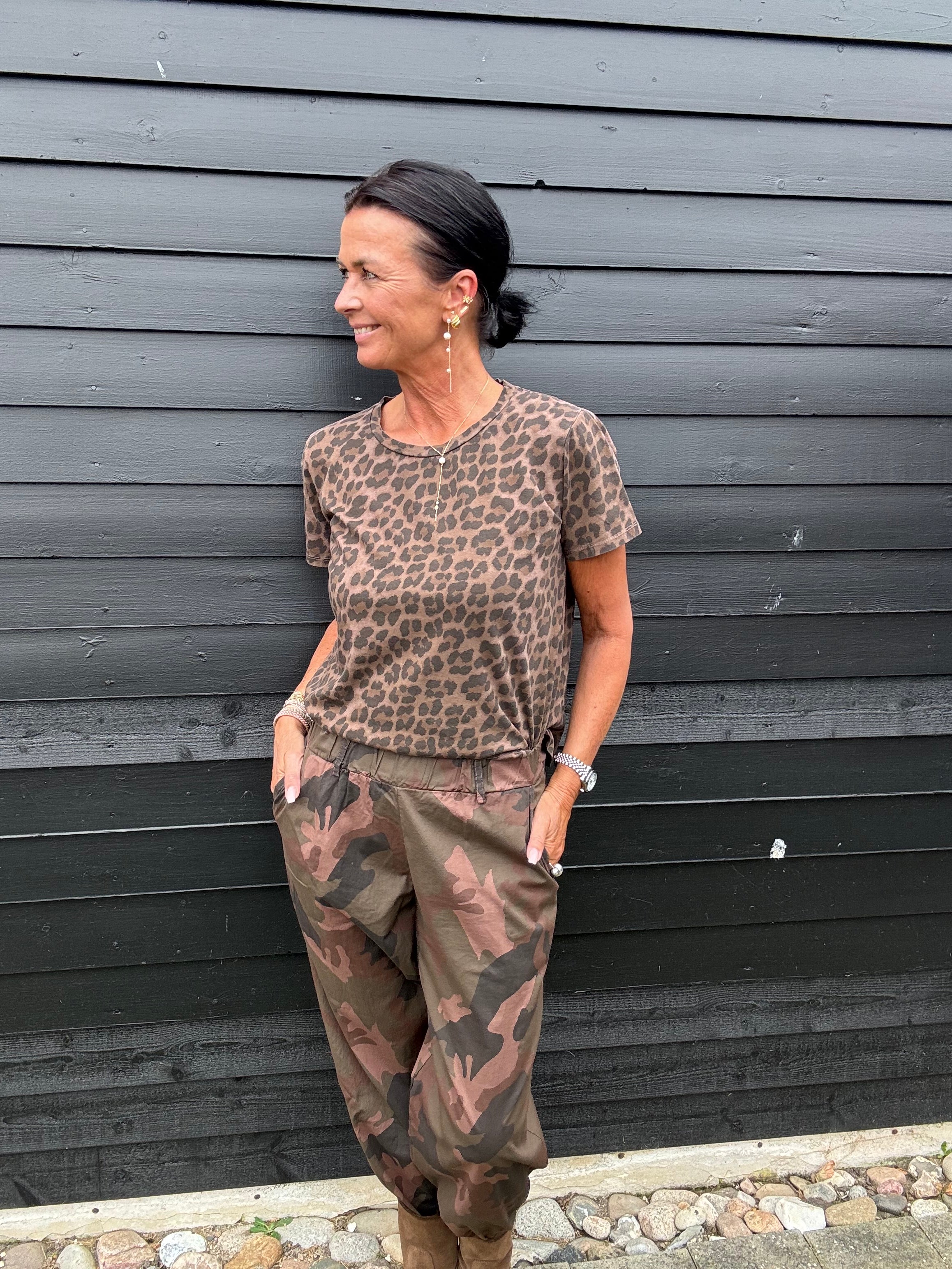 Black Colour T-shirt - BcZelda T-shirt i Mocca Leopard
