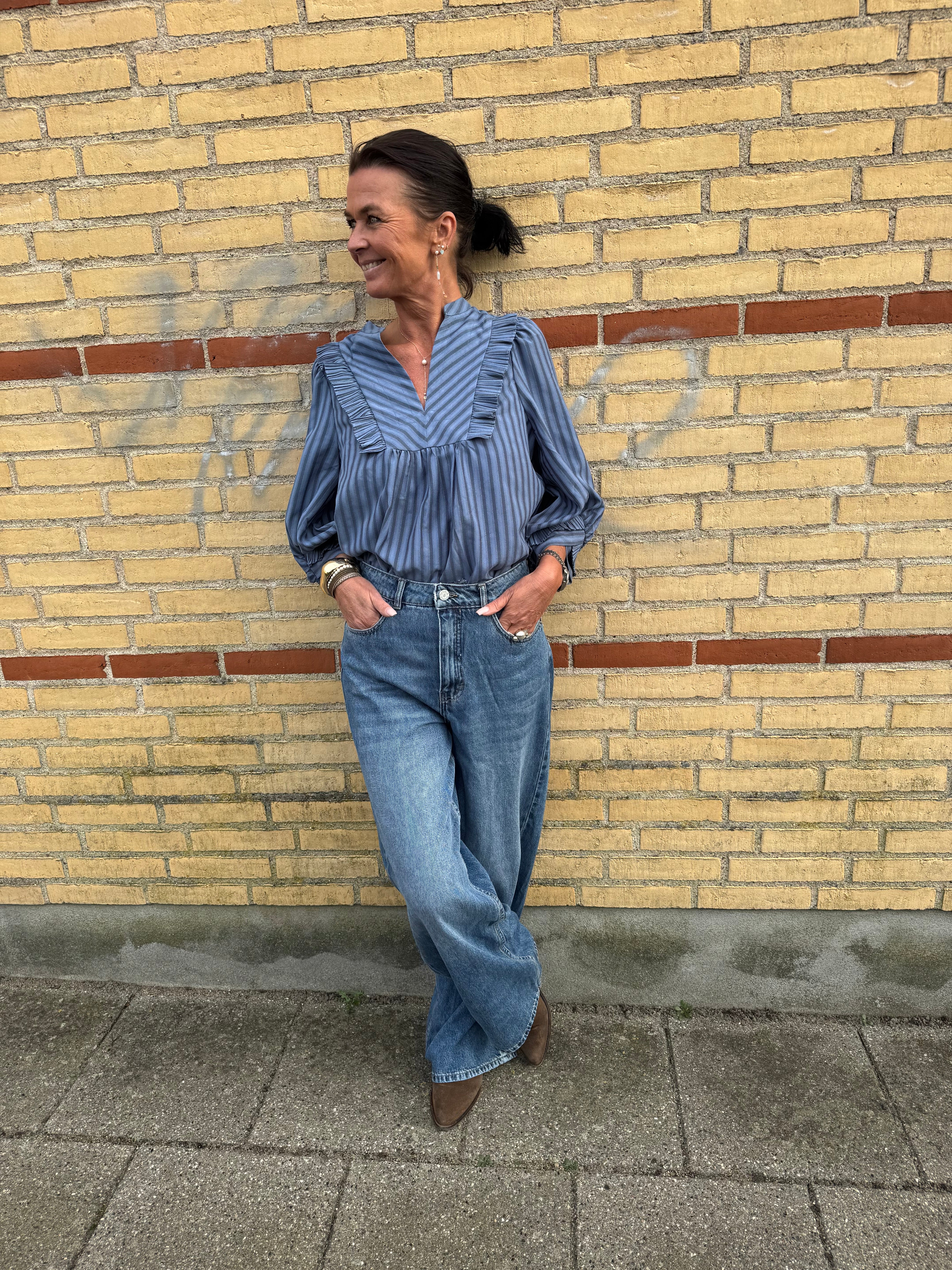 Gossia Bluse - MeeGO Vibs Bluse i Blue Stripes