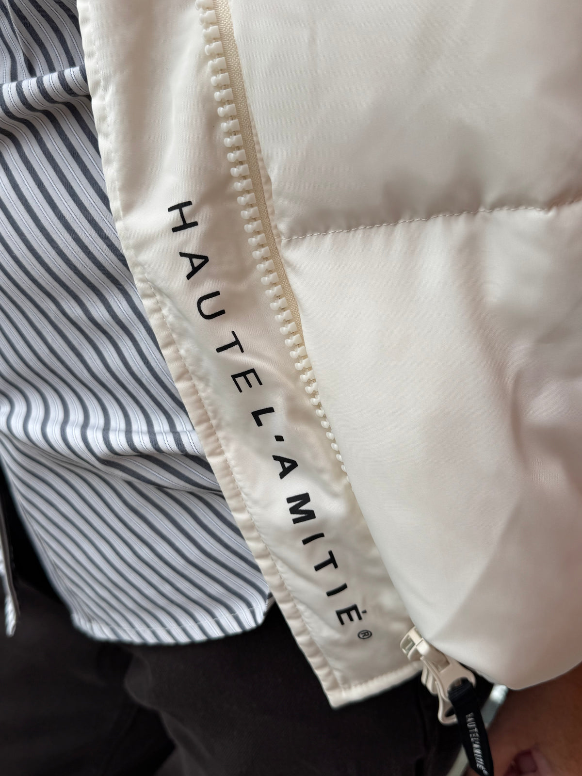 Haute L´amitié Vest - Mount Puffer Vest i Off White