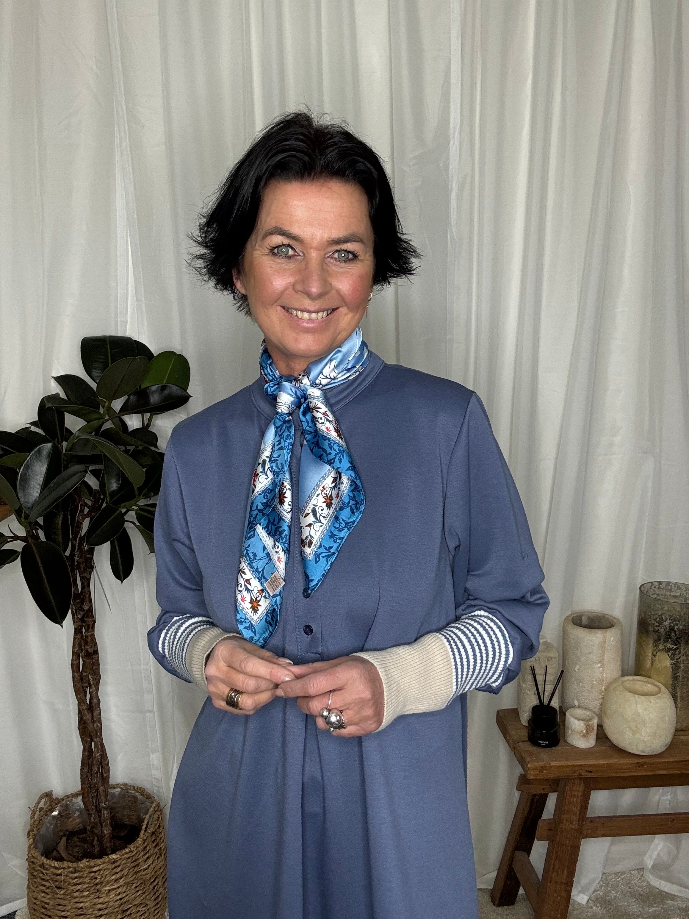 MARTA du château Kjole - MdcCybele Kjole i Jeans Blue Med Rib Kant