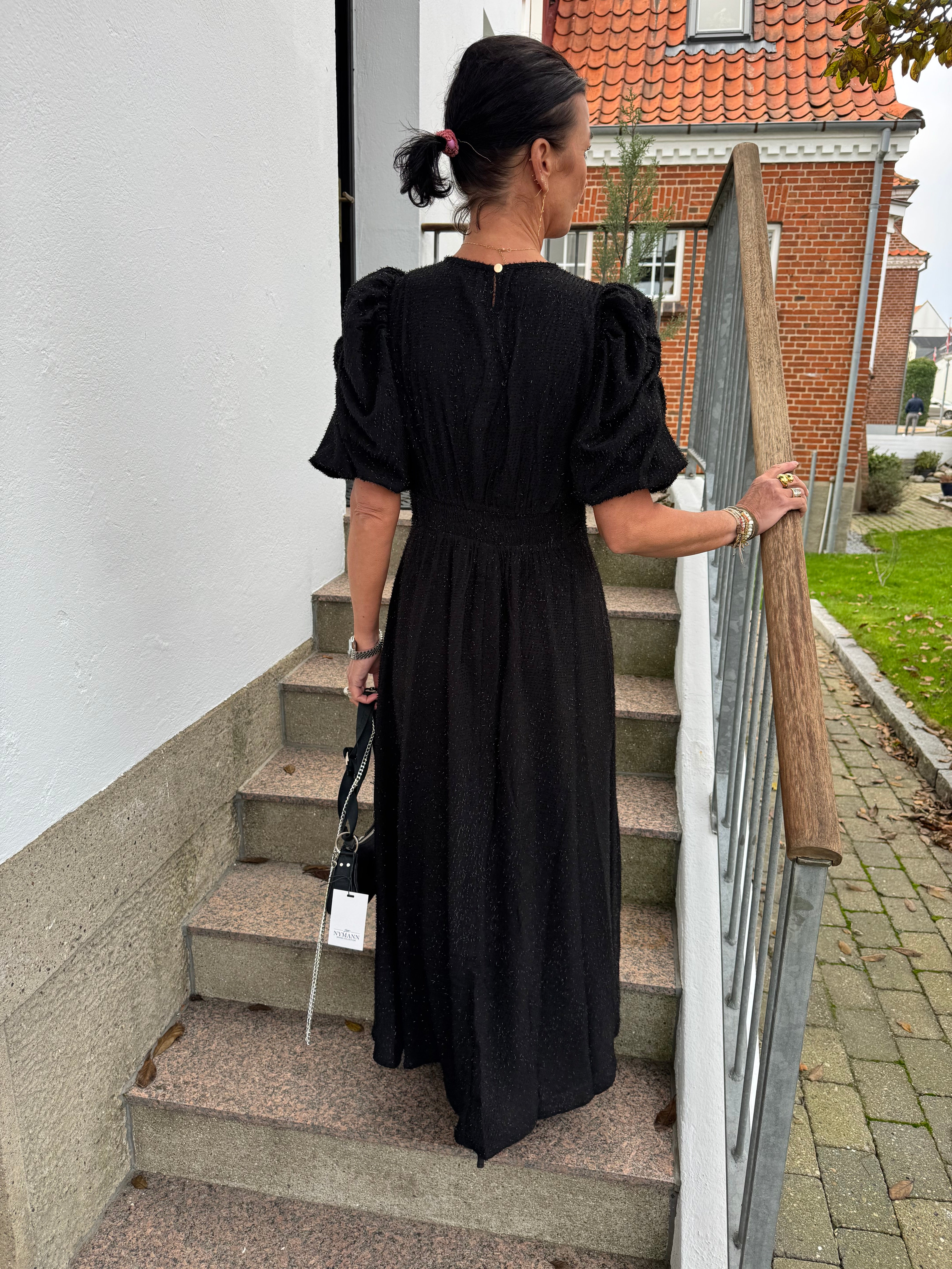 Neo Noir Kjole - Kikka Glitz Kjole i Sort