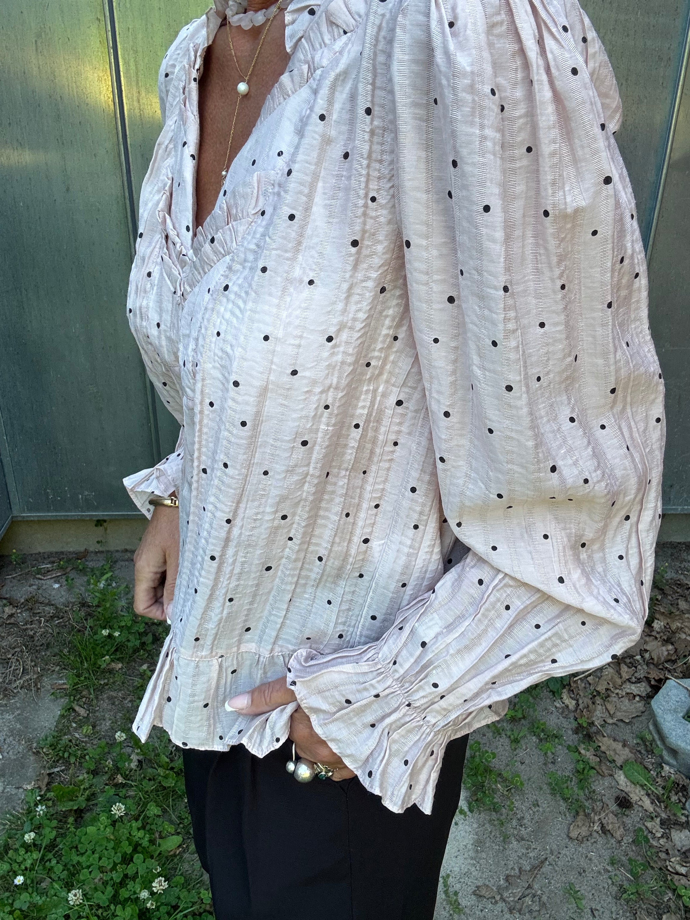Gossia Bluse - NazliGO Lullo Bluse i Rose Black Dots