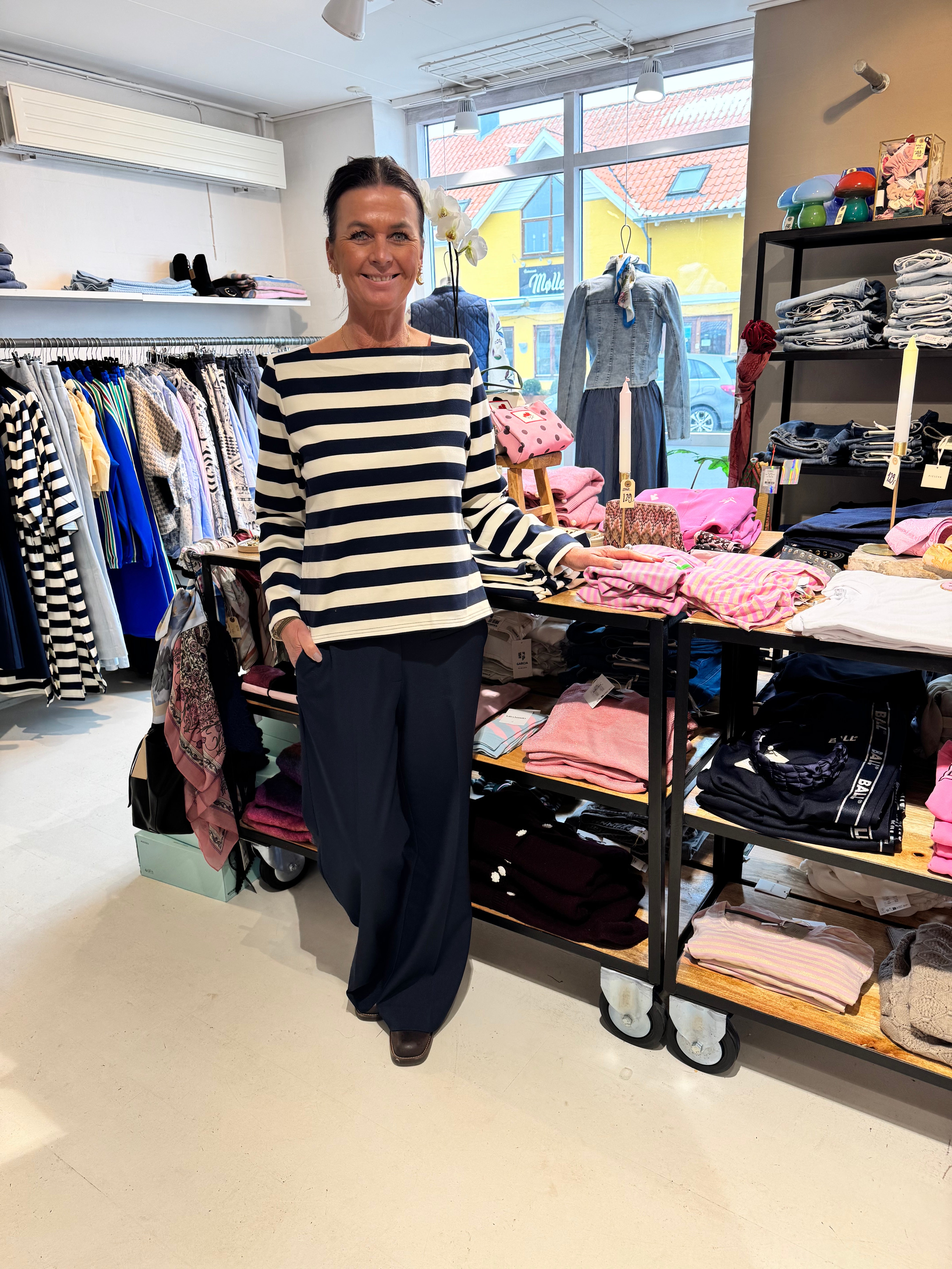 PBO Bluse - PboMary LS Bluse i Off-White/Navy Strib