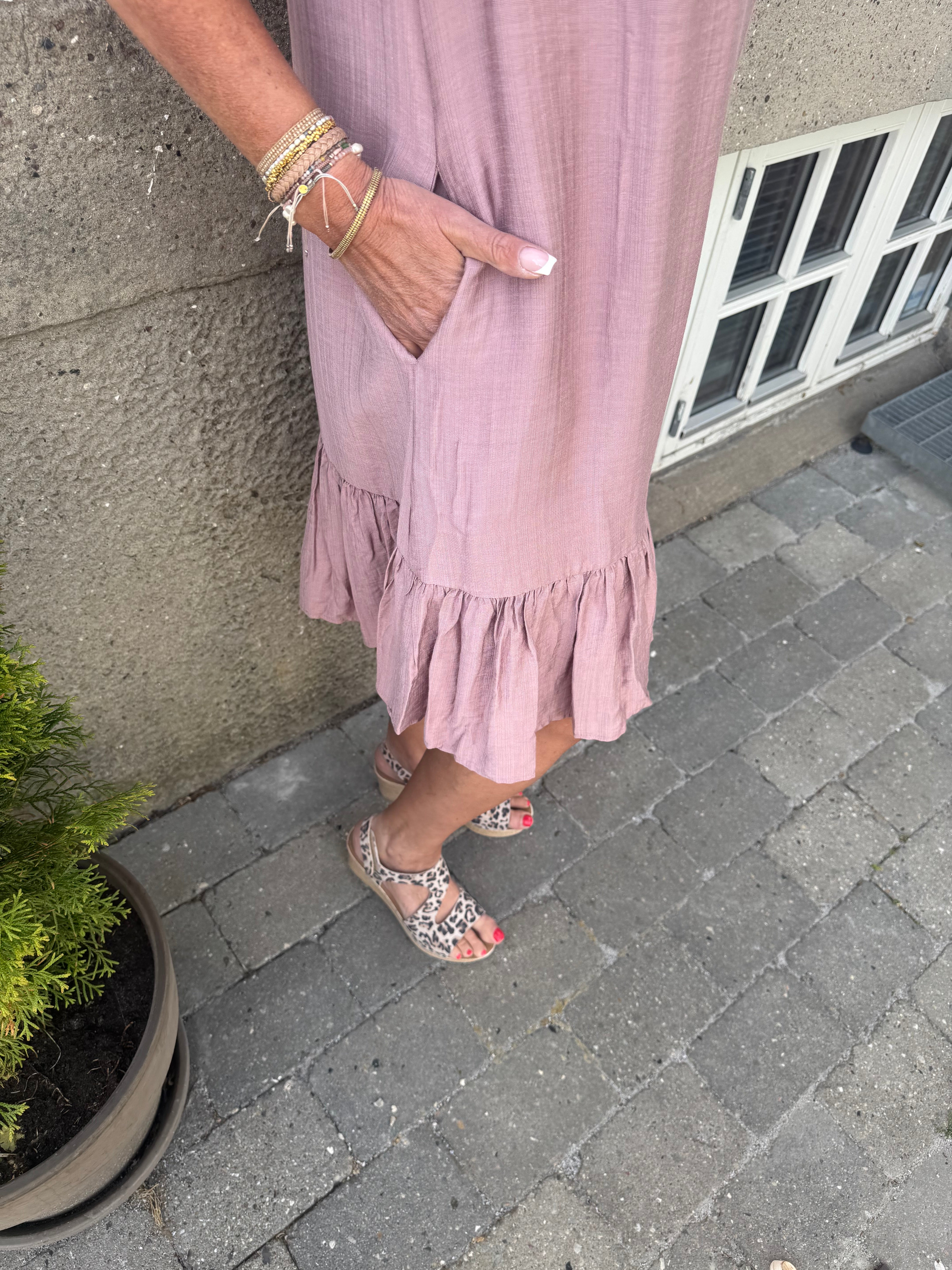 Co´Couture Kjole - Heracc Crop SS Frill Kjole i Old Rose