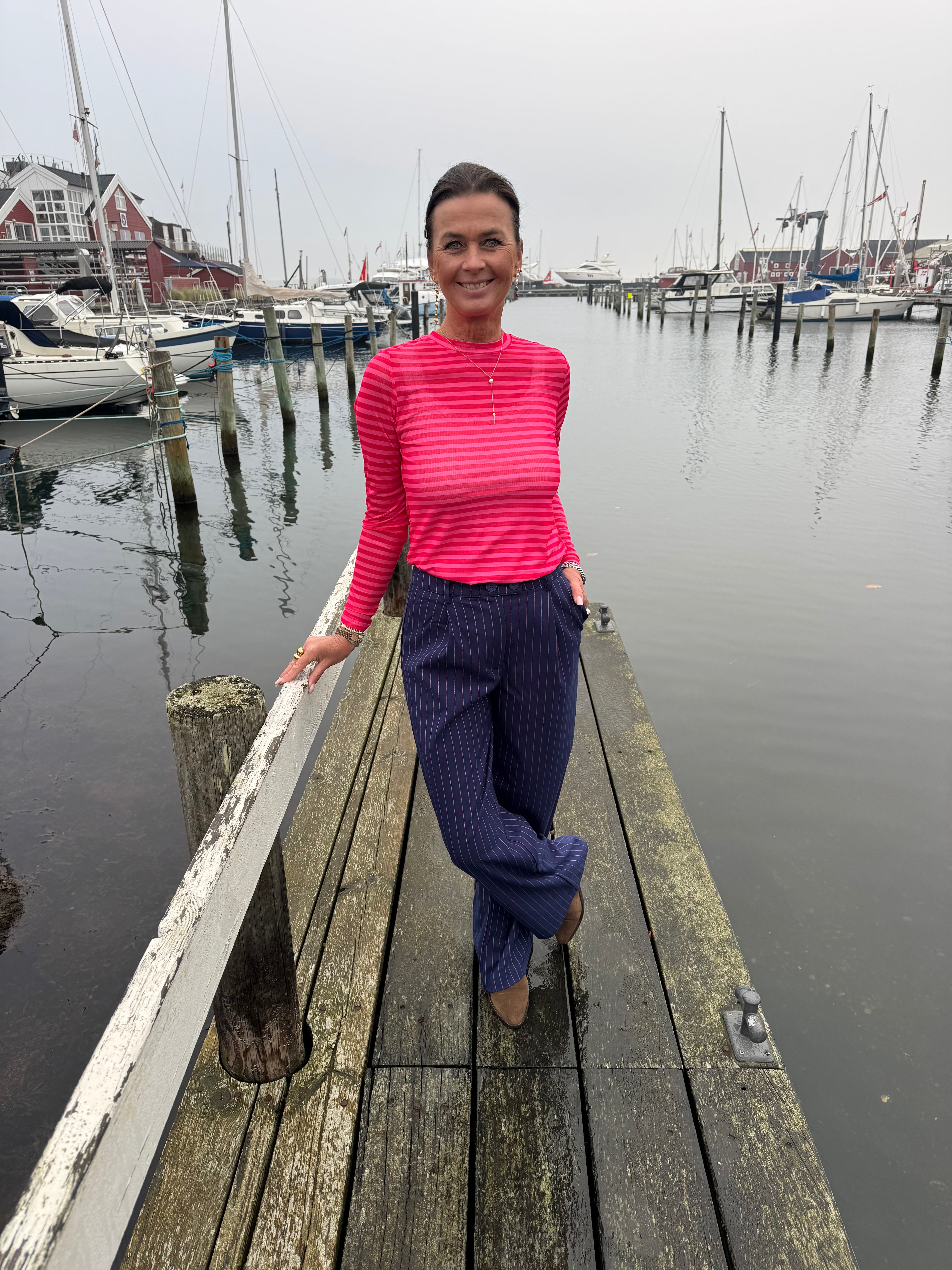 Lollys Laundry Bluse - IrieLL LS Mesh Bluse i Pink Strib