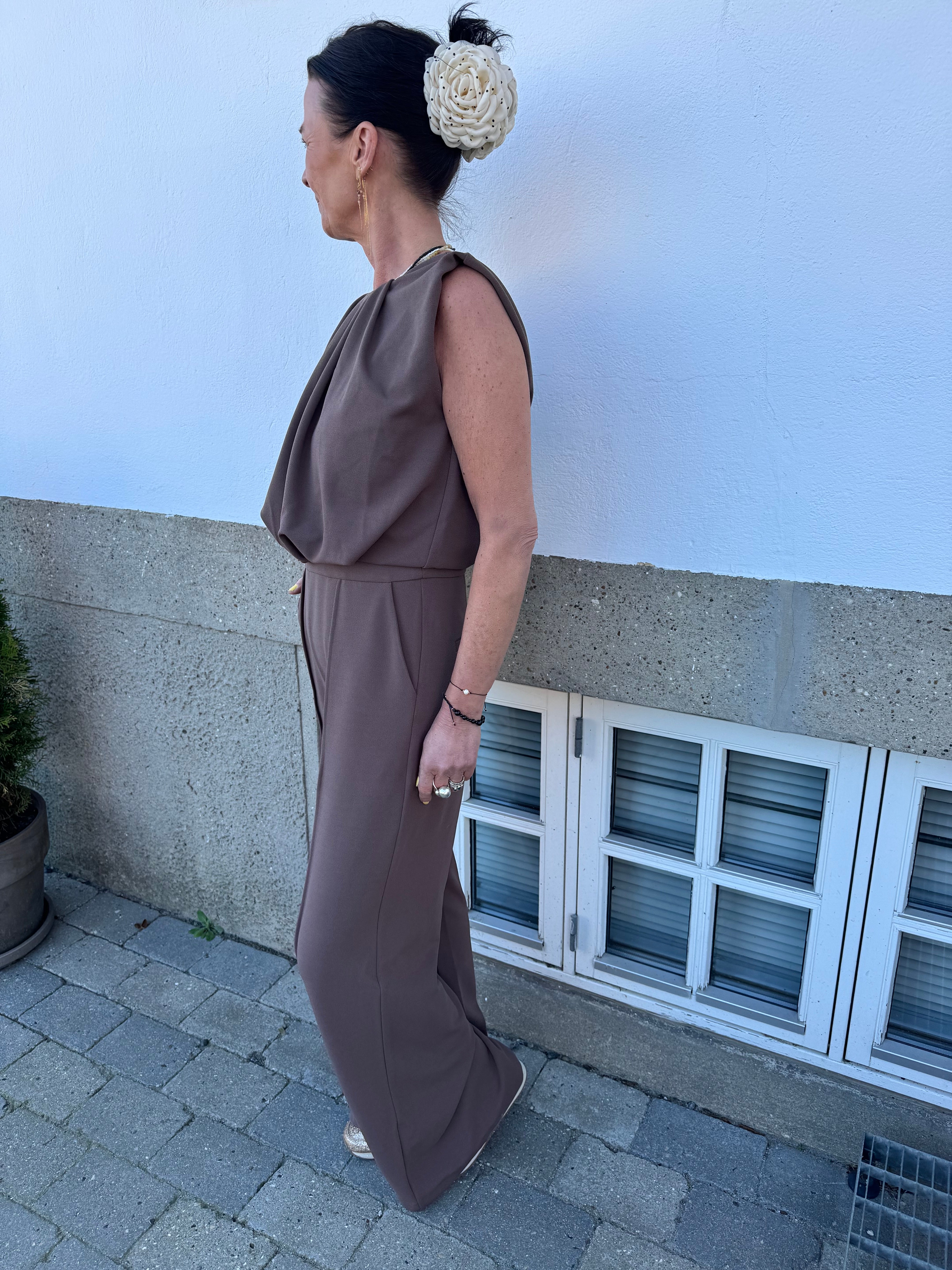 Co´Couture Buksedragt - FalconCC Pleat Jumpsuit i Walnut