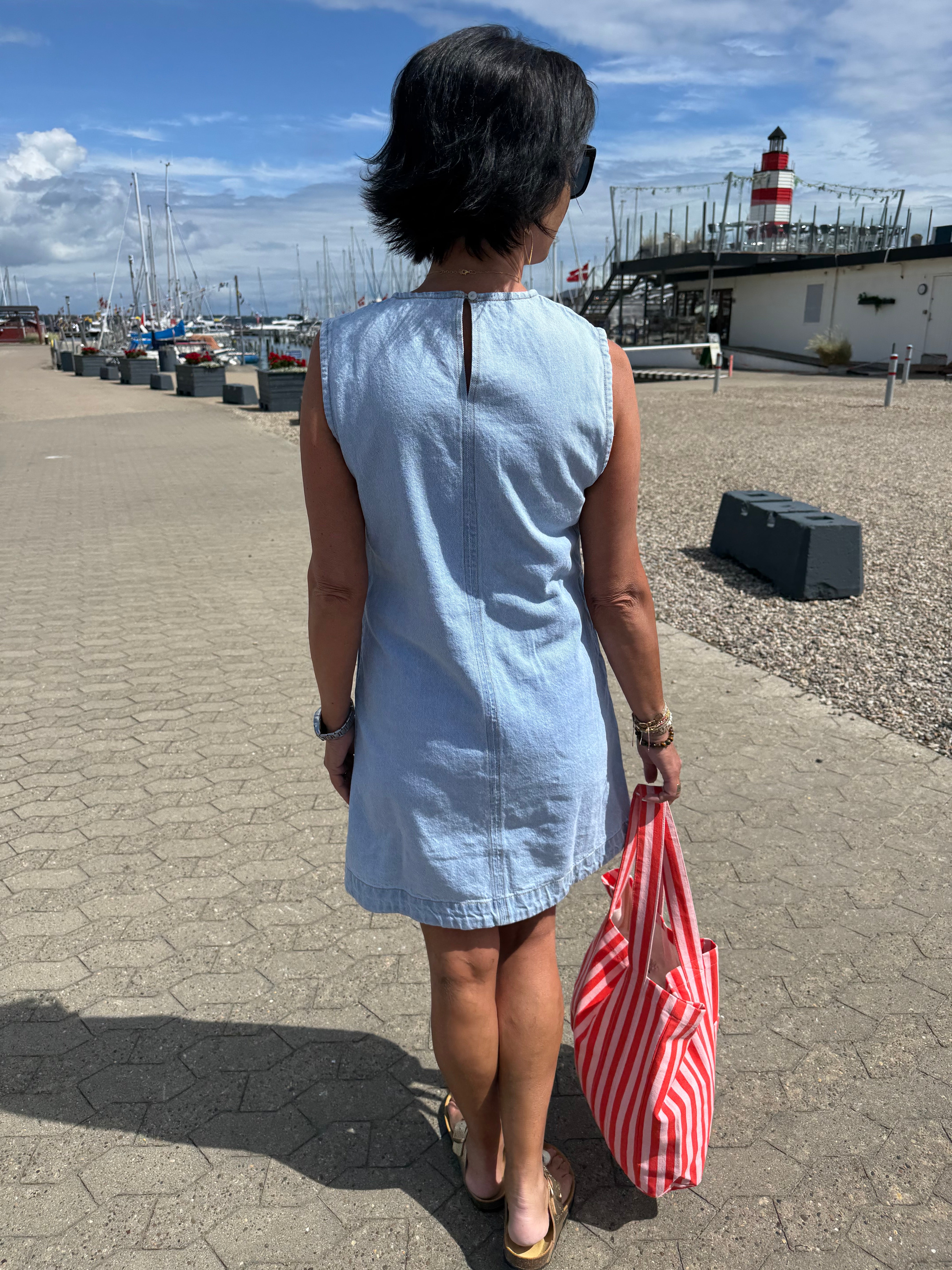 Neo Noir Kjole - Livo Denim Kjole i Light Blue
