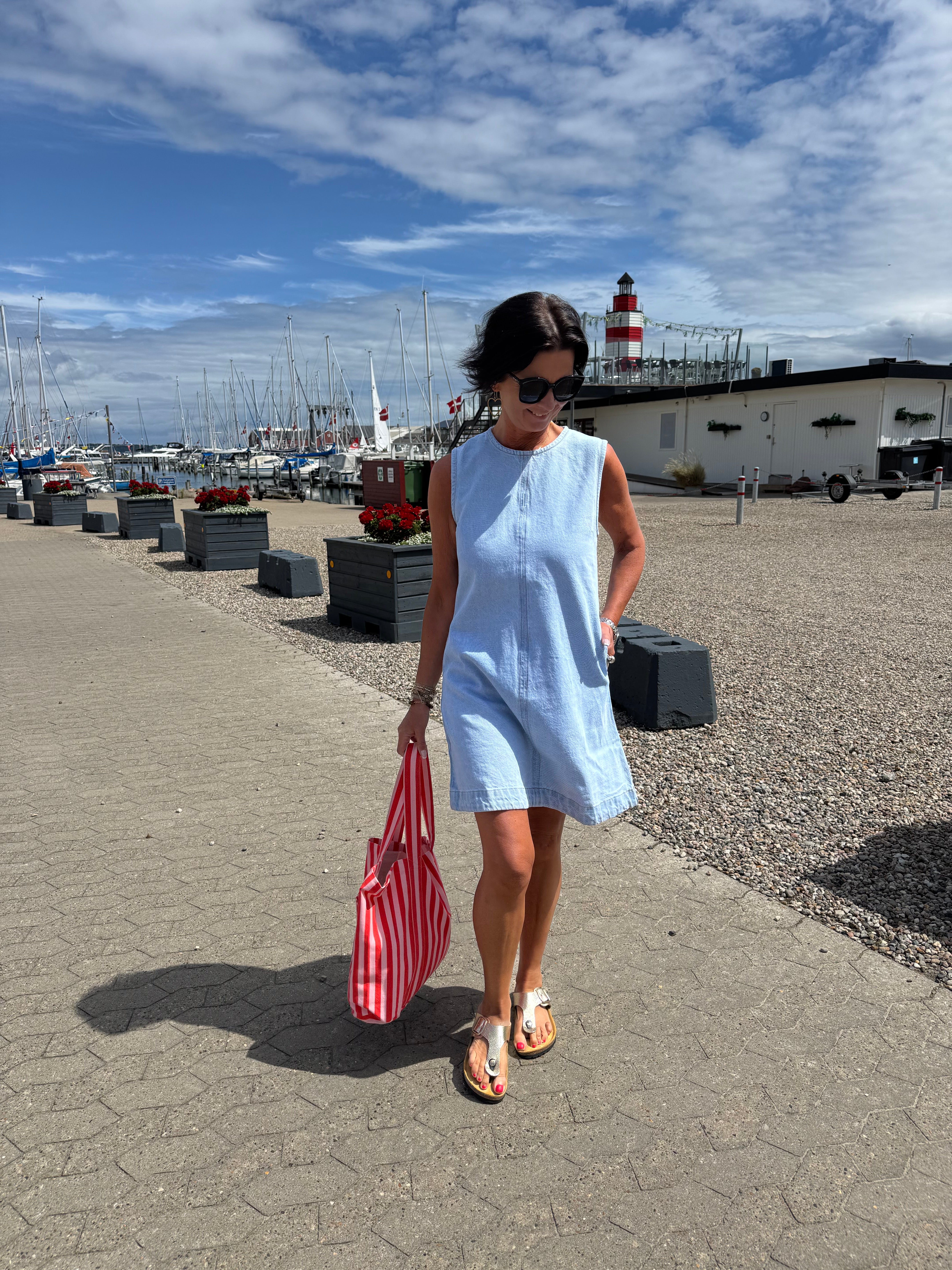 Neo Noir Kjole - Livo Denim Kjole i Light Blue