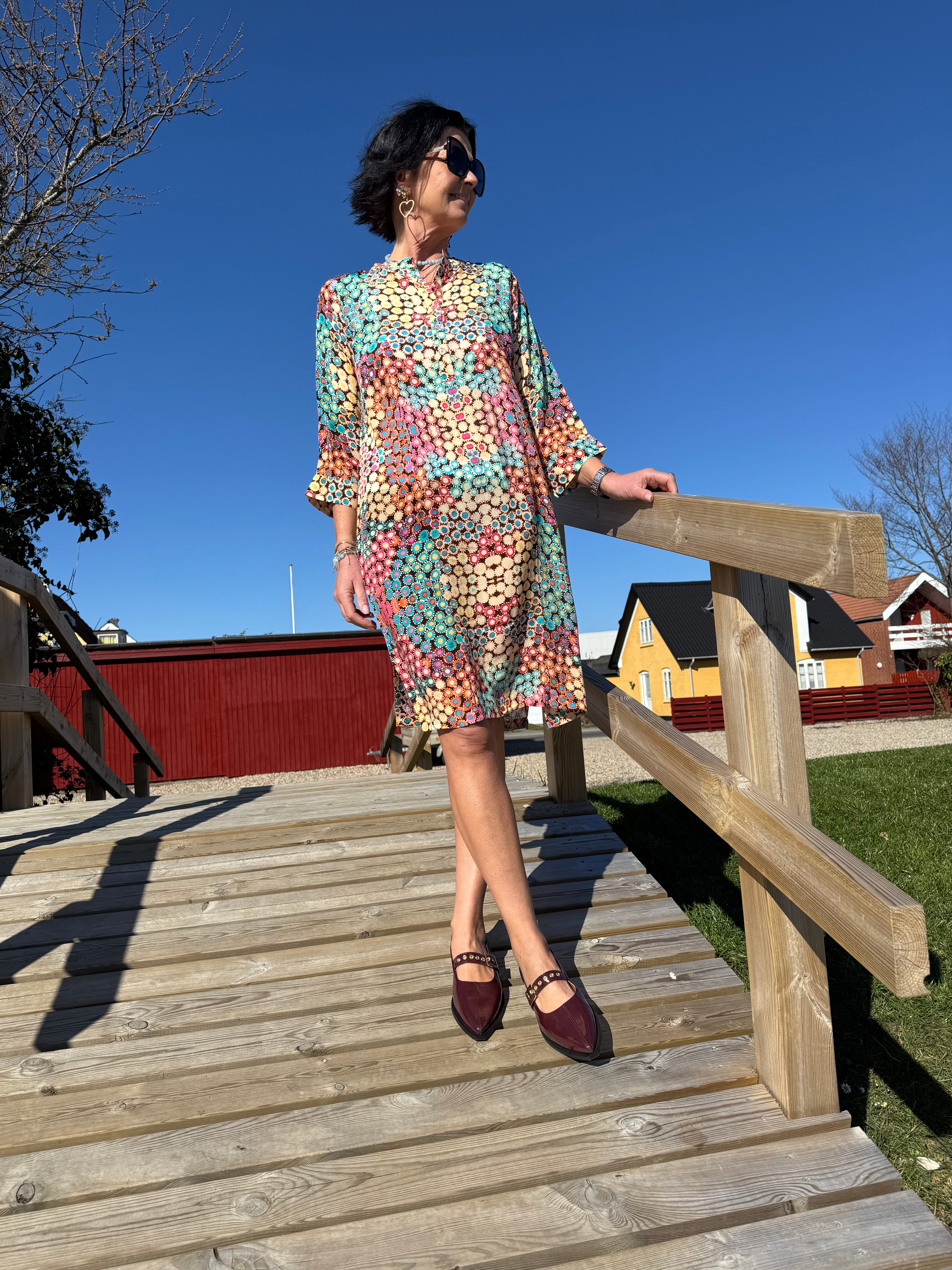 Peace Heart Joy Kjole - Jennifer Kjole i Pale Multi