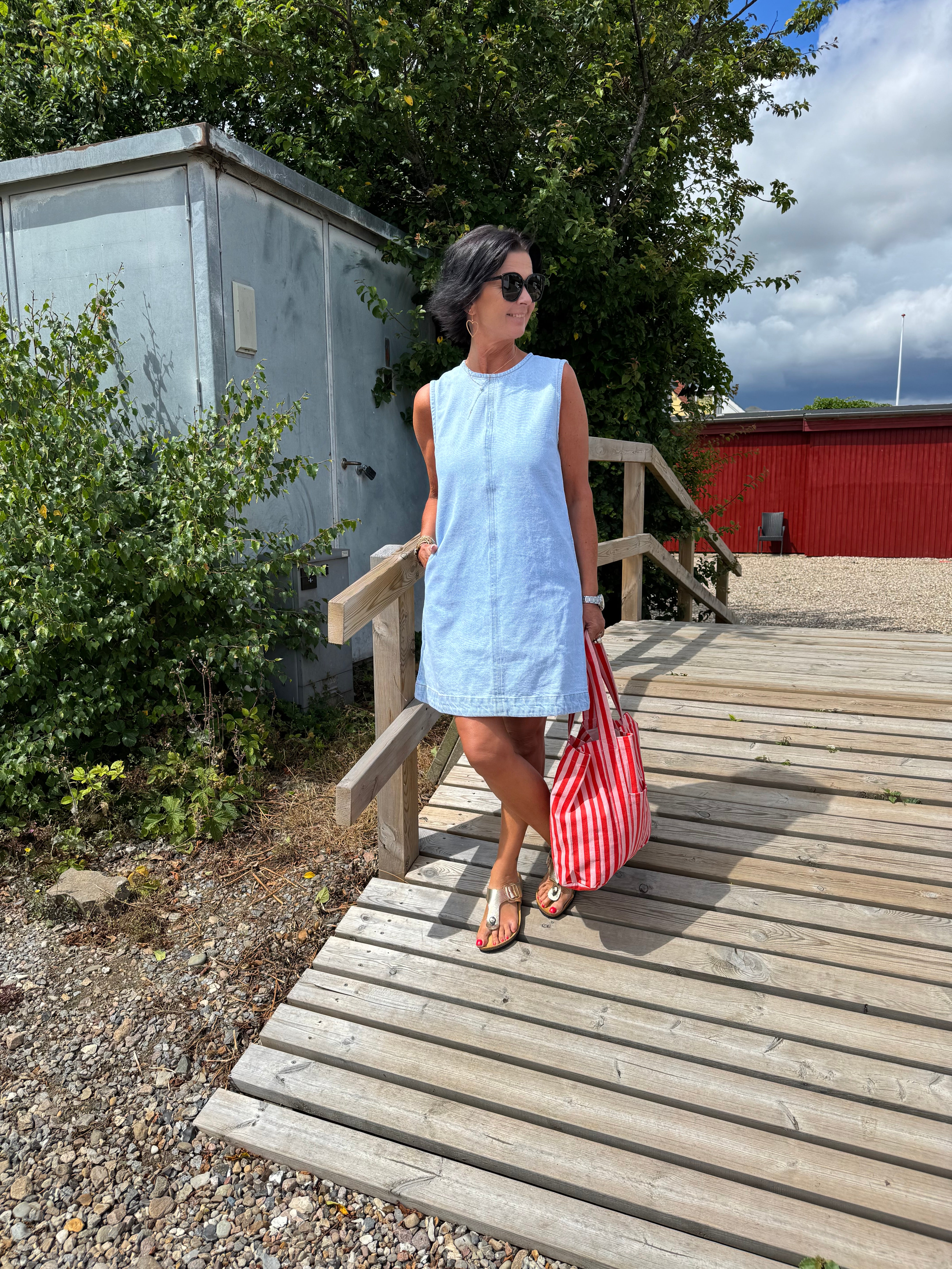 Neo Noir Kjole - Livo Denim Kjole i Light Blue