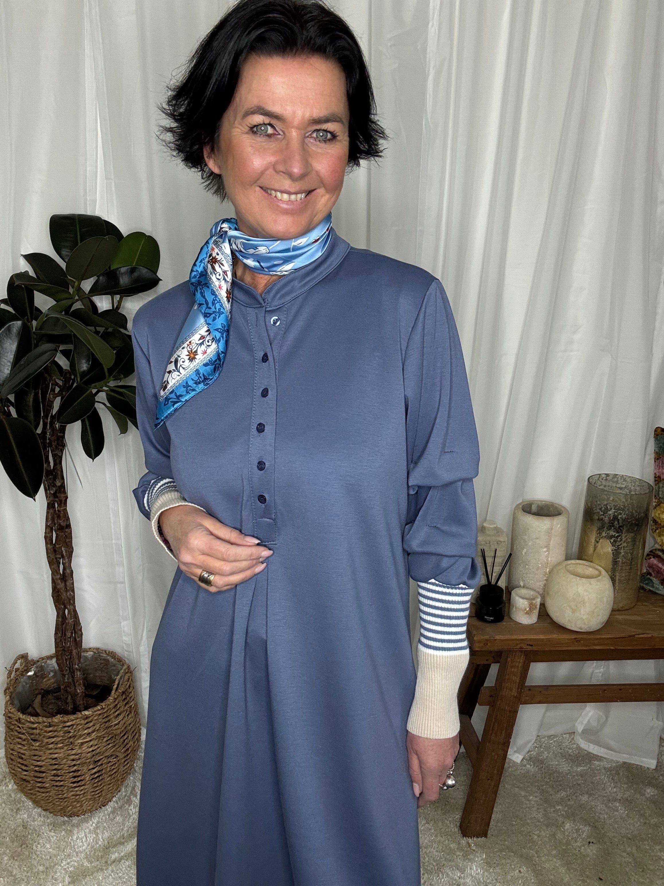 MARTA du château Kjole - MdcCybele Kjole i Jeans Blue Med Rib Kant