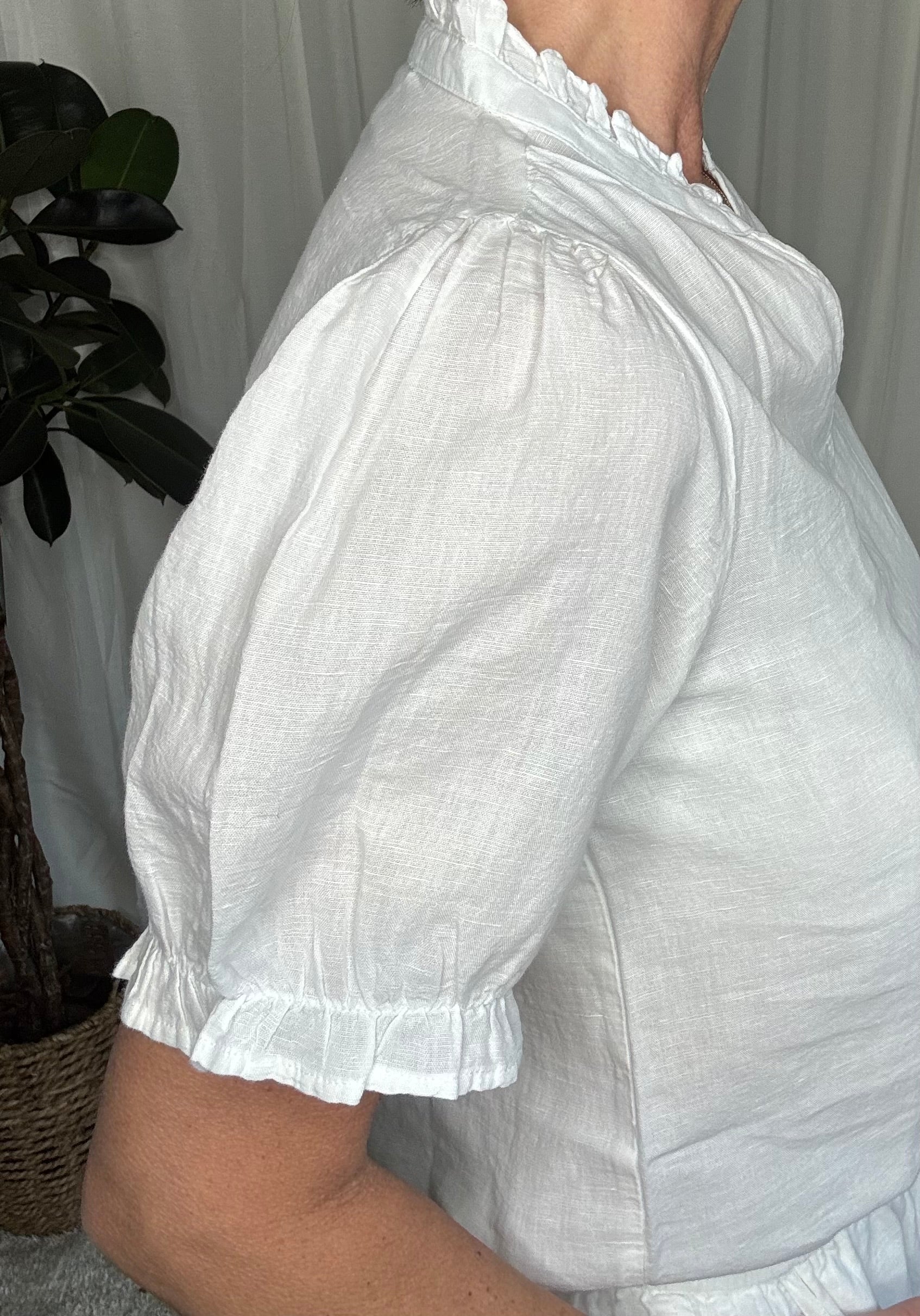 Neo Noir Bluse - Odesa Linen Bluse i Hvid