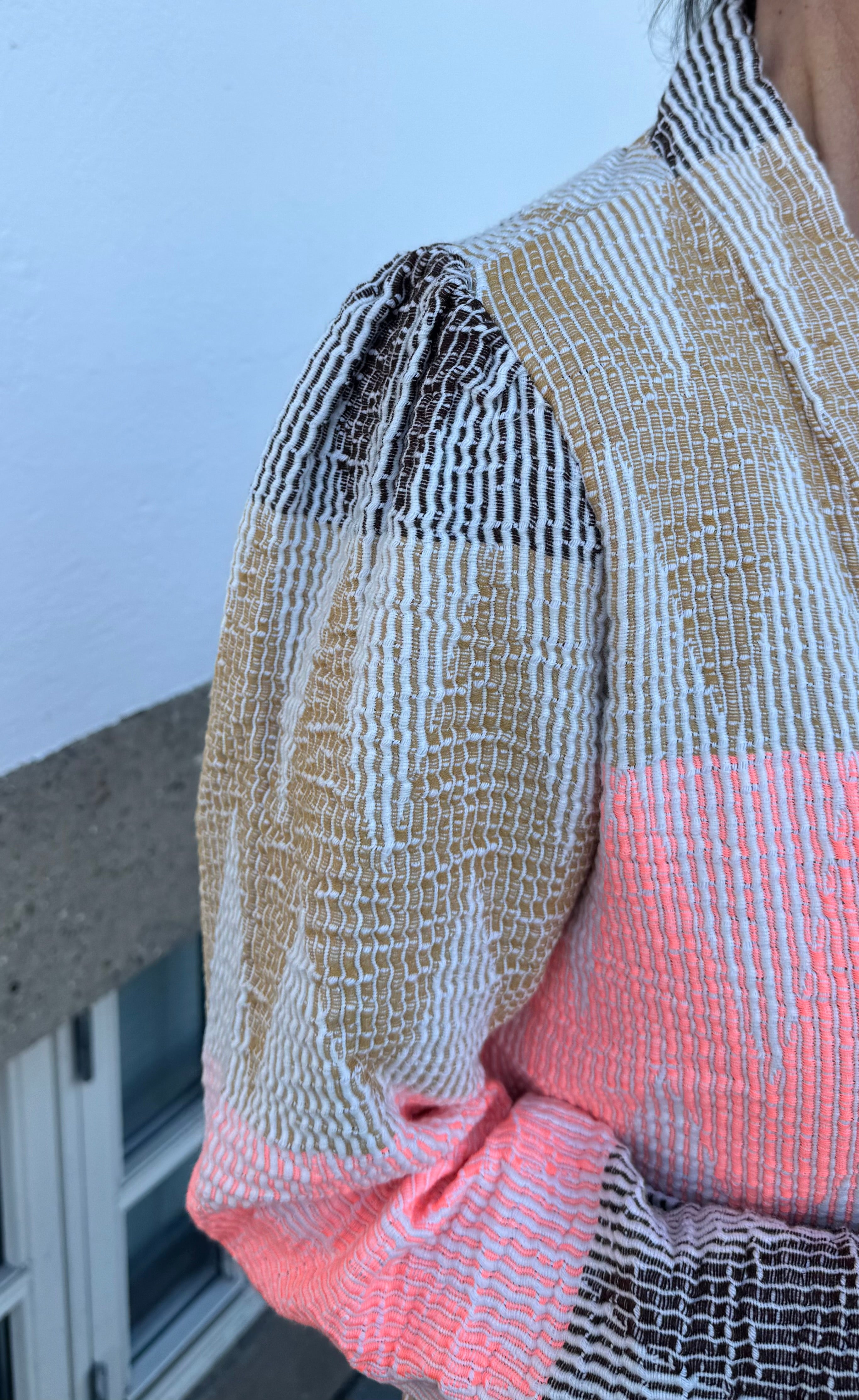 Gossia Jakke - AugusteGO Jakke i Multi Jacquard