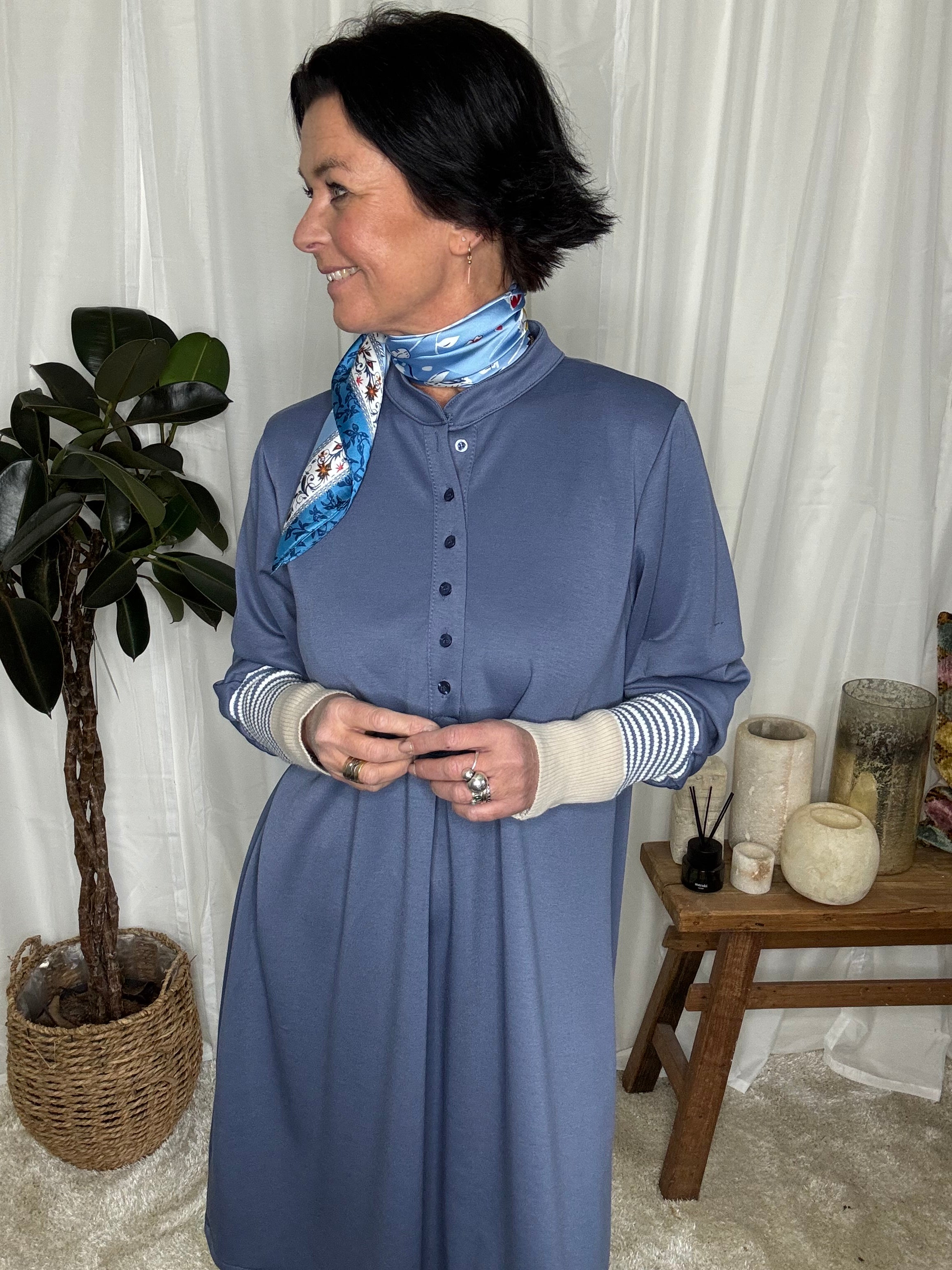 MARTA du château Kjole - MdcCybele Kjole i Jeans Blue Med Rib Kant