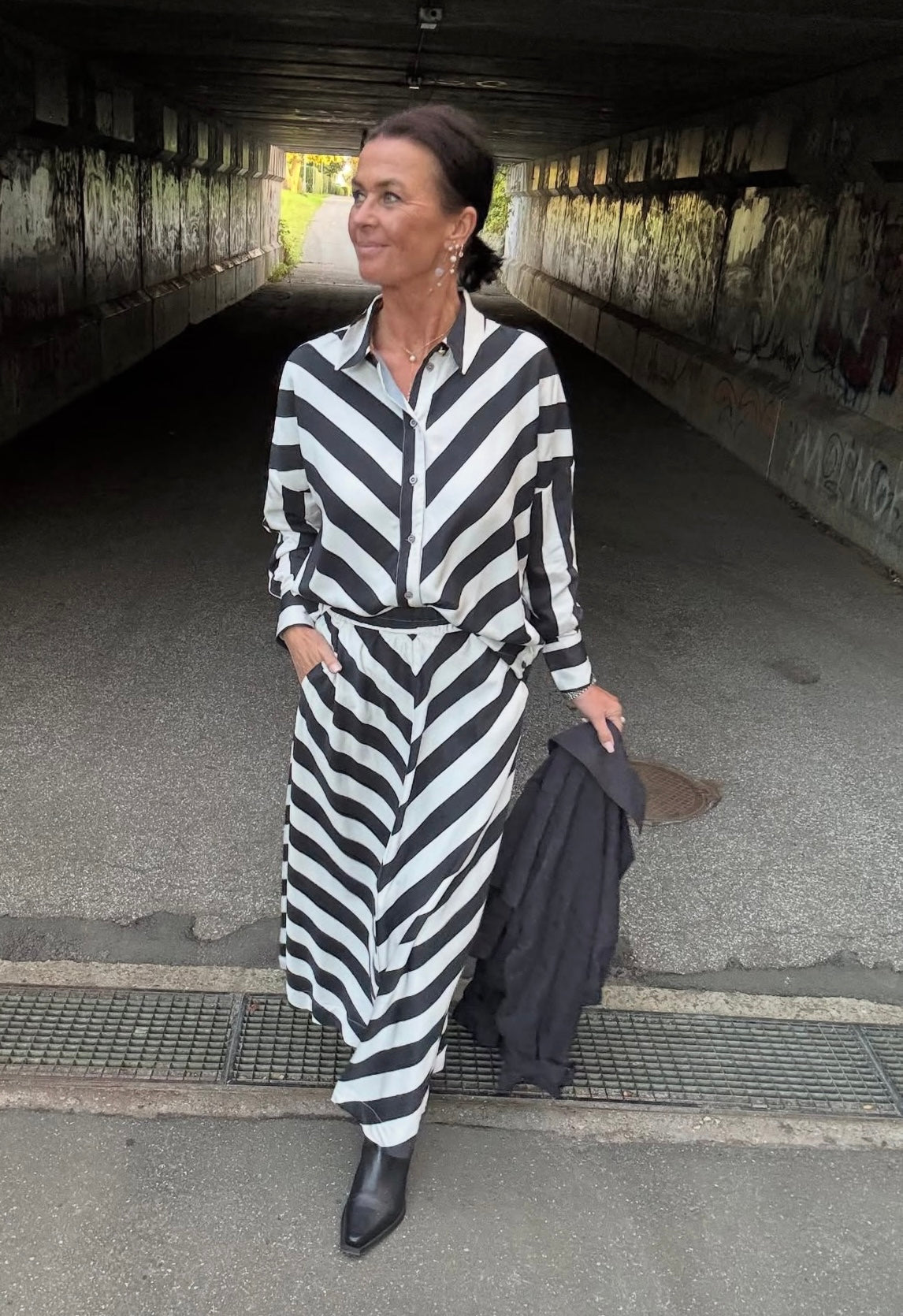 Nümph Nederdel - NuMinzu Nederdel i Caviar Strib