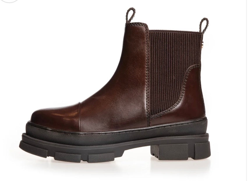 COPENHAGEN SHOES Støvler - The Celeste Low i Mørkebrun