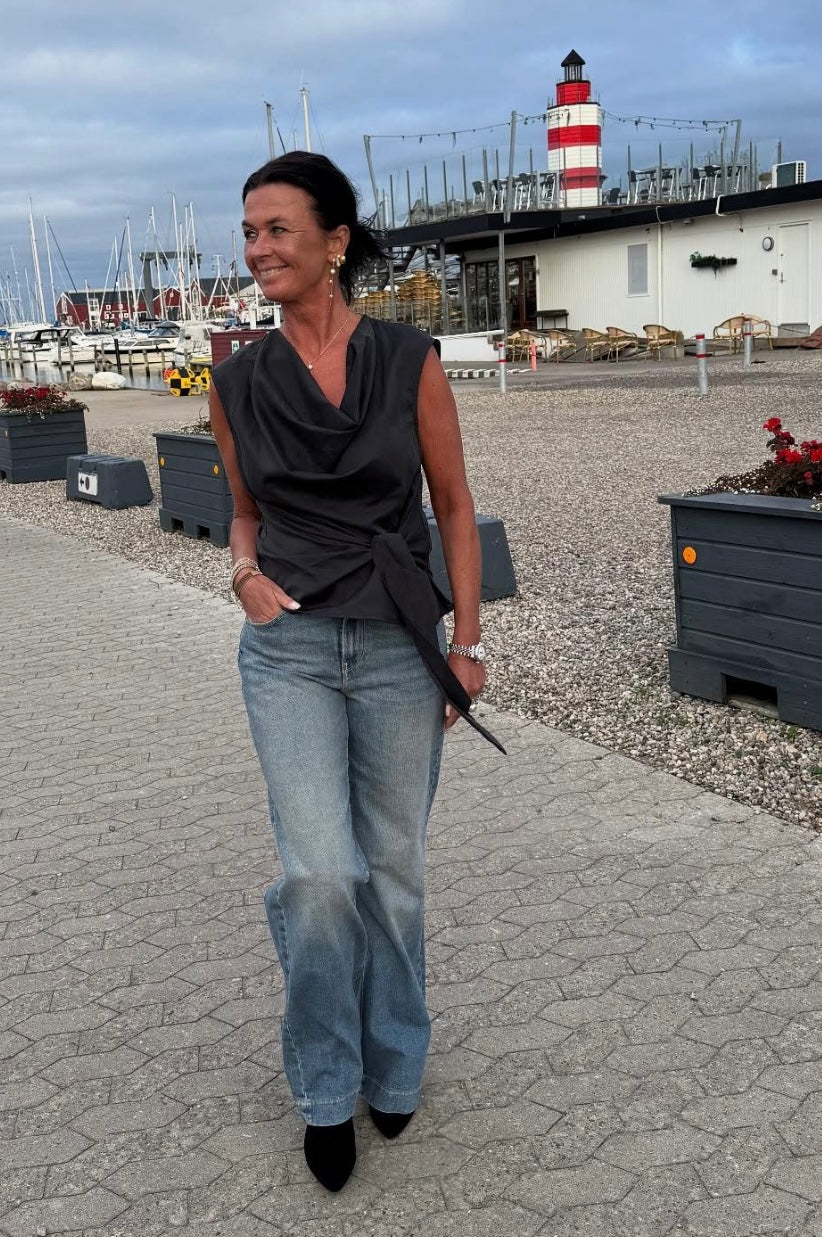 Gossia Bluse - SagaraGO Bluse i Sort