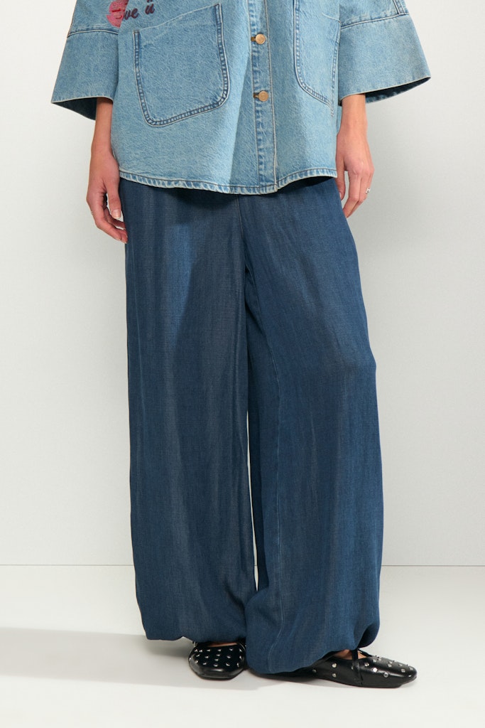 Nümph Bukser - NuAlona Parachute Bukser i Dark Blue Denim
