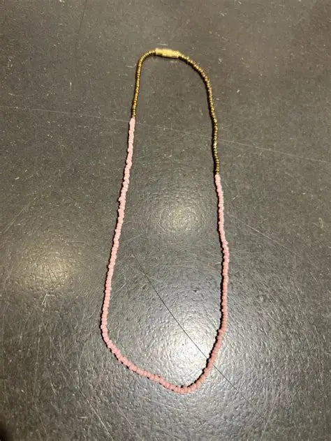 Annavii Halskæde - Ana Halskæde i 1005 Rosa