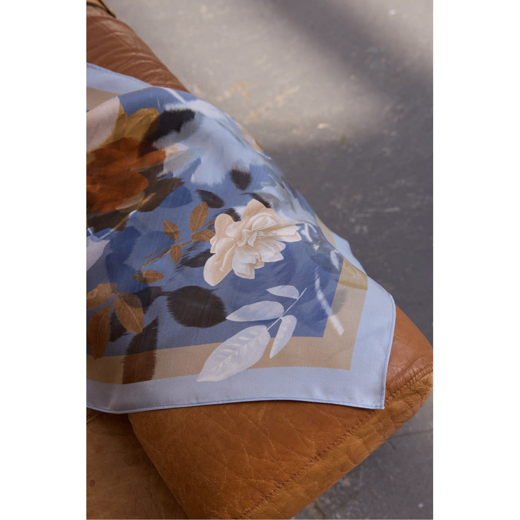 PBO Tørklæde - PBOWildflower Tørklæde i Dark Flower Print