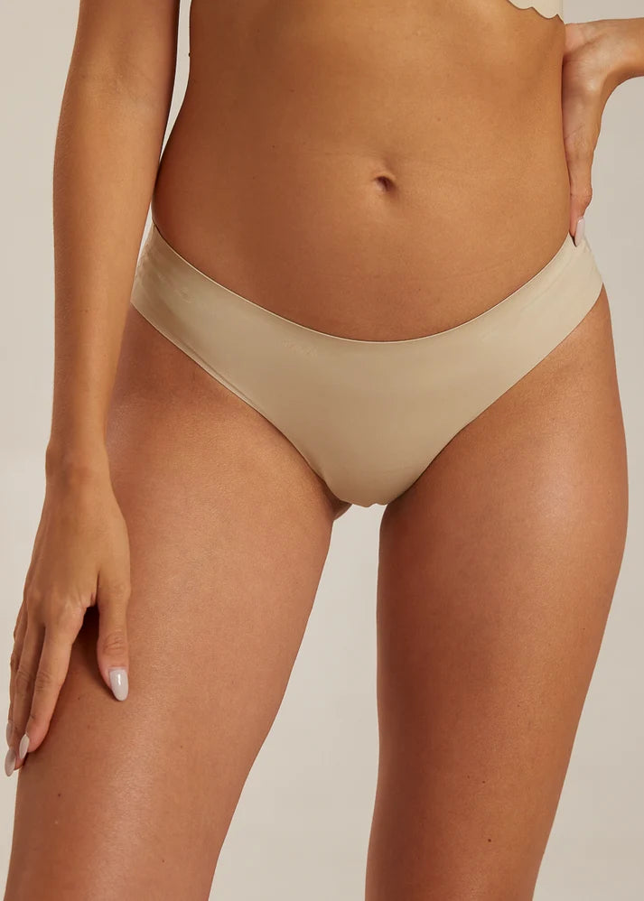 FemiFemme Undertøj - Invisible Soft Brazilian Trusser i Sand