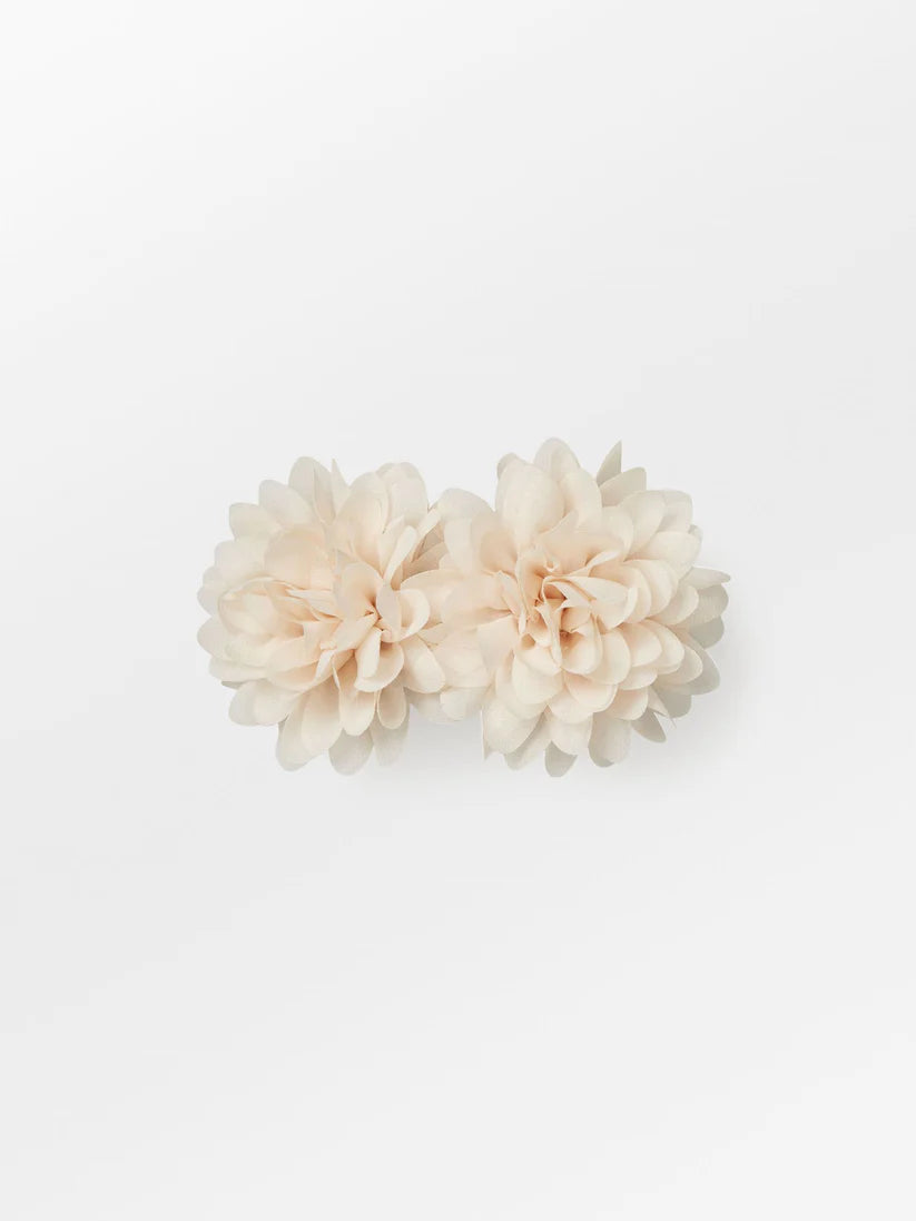 Beck Søndergaard - Arabella Flower Hårklemme i Brich White