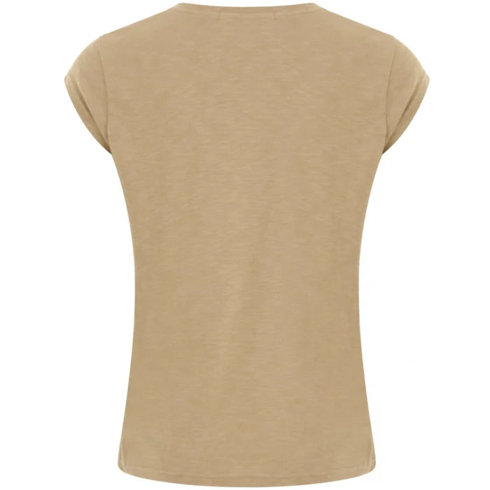 Coster Copenhagen T-shirt - CC Heart Basic V-Hals T-shirt i Warm Sand