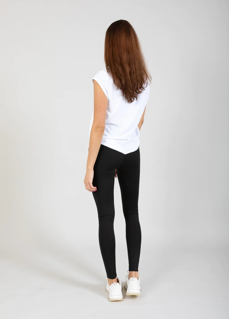 Coster Copenhagen T-shirt - CC Heart Basic V-Hals T-shirt i Hvid