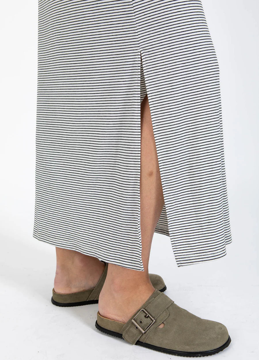 Coster Copenhagen Kjole - CC Heart Elyse Løs Kjoler i Sort/Hvid Striber